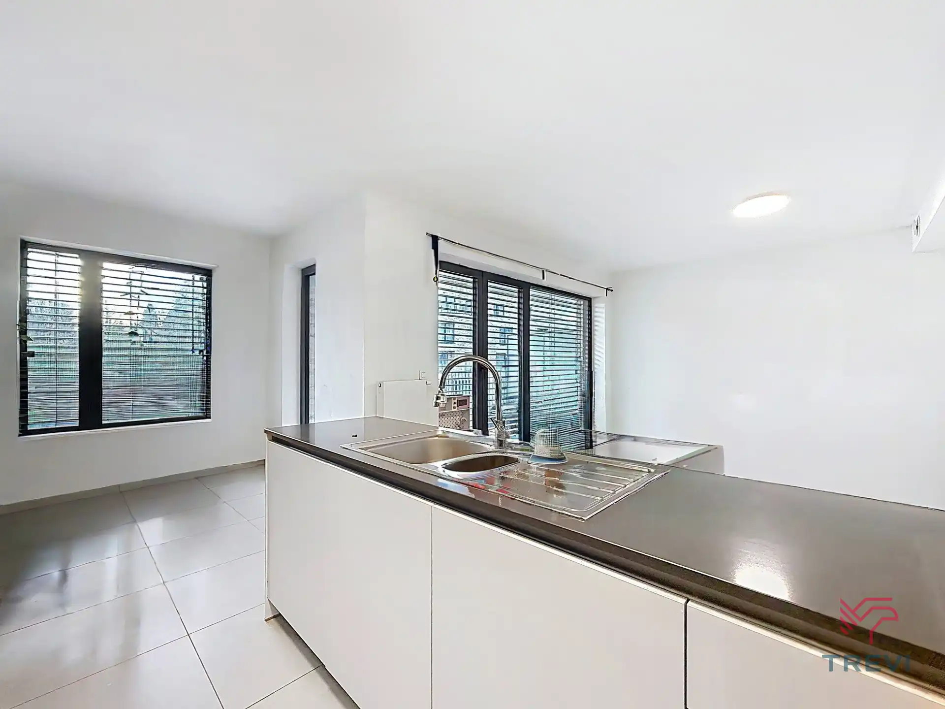Mooi nieuw appartement - 2 slaapkamers,  ±97 m² foto 4