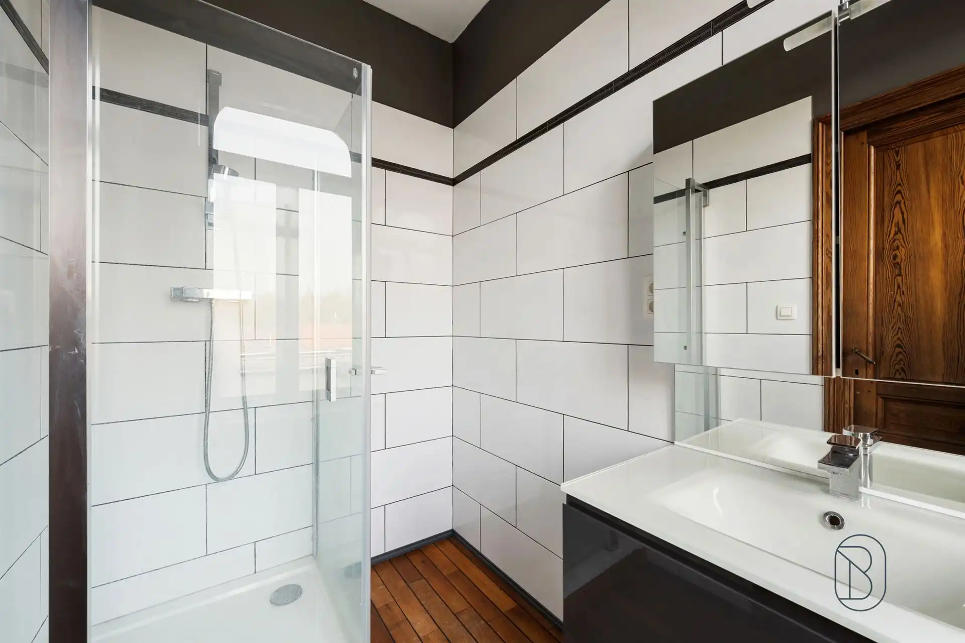 Imposante notariswoning met prachtige tuin! foto 32
