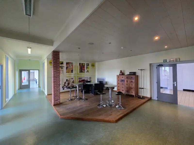 Kantoorruimte te huur foto 2