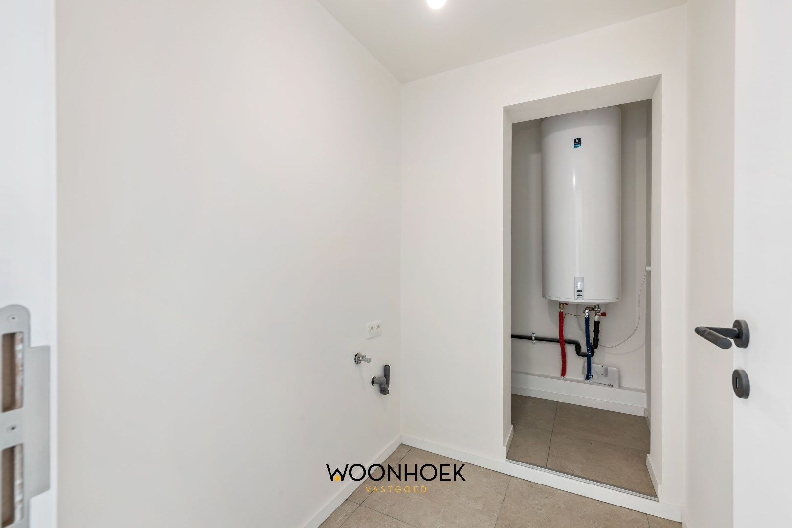 Trendy 3 slpk-woning met 6 zonnepanelen te Lokeren foto 11