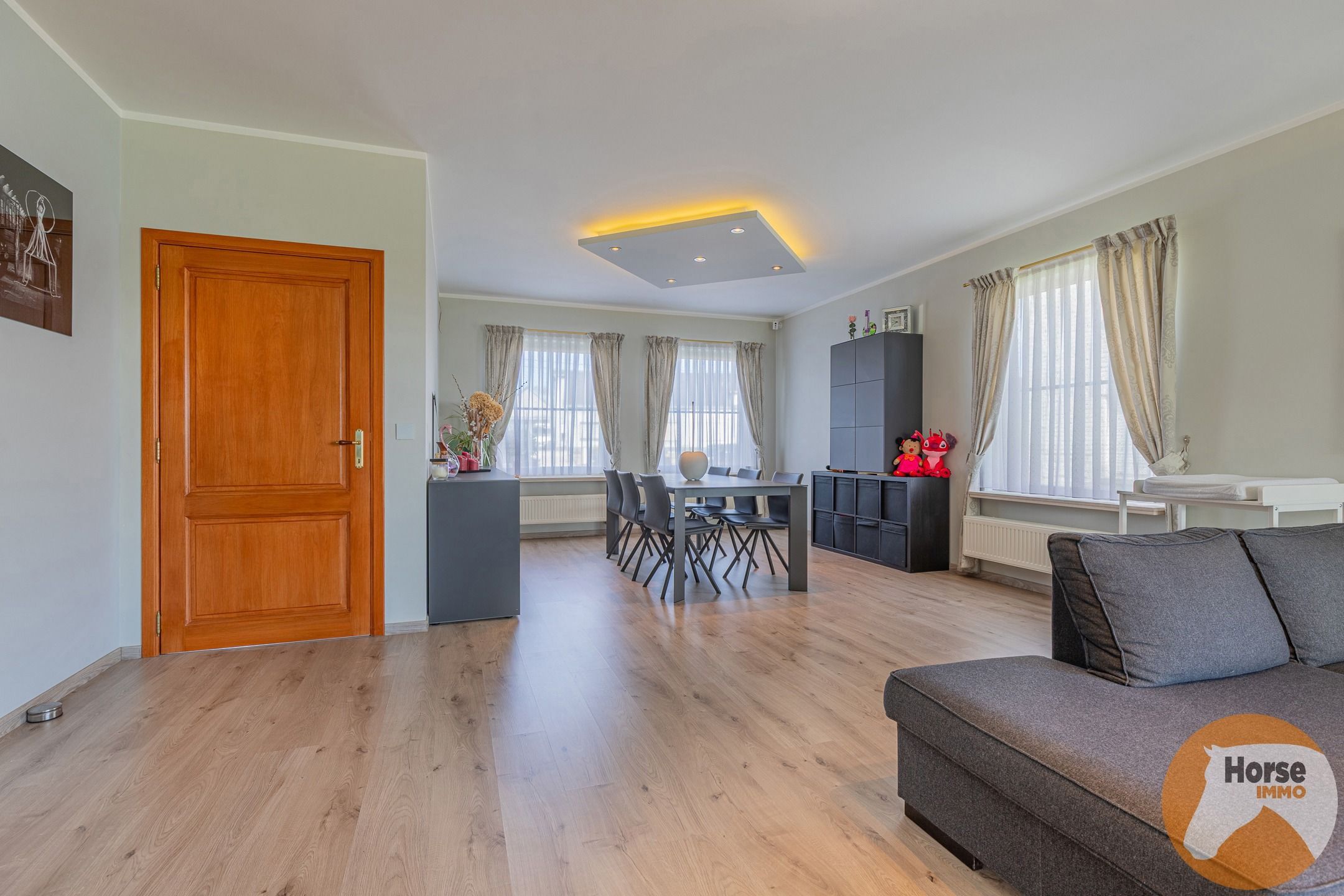 HELDERGEM - Ruime villa met 4 slpk en weide! foto 11