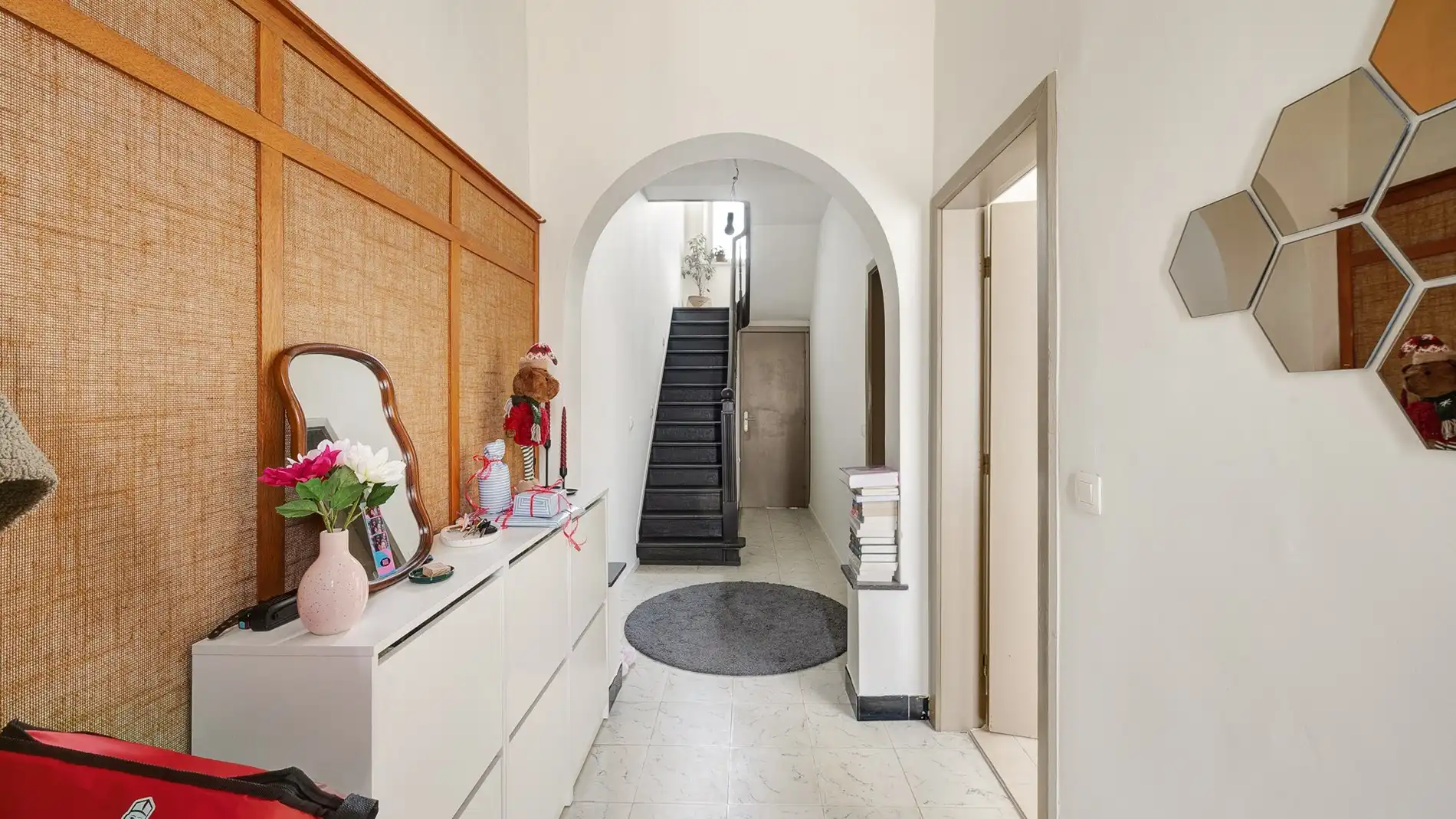 Leuke woning met kleine garage vlakbij het centrum foto 14