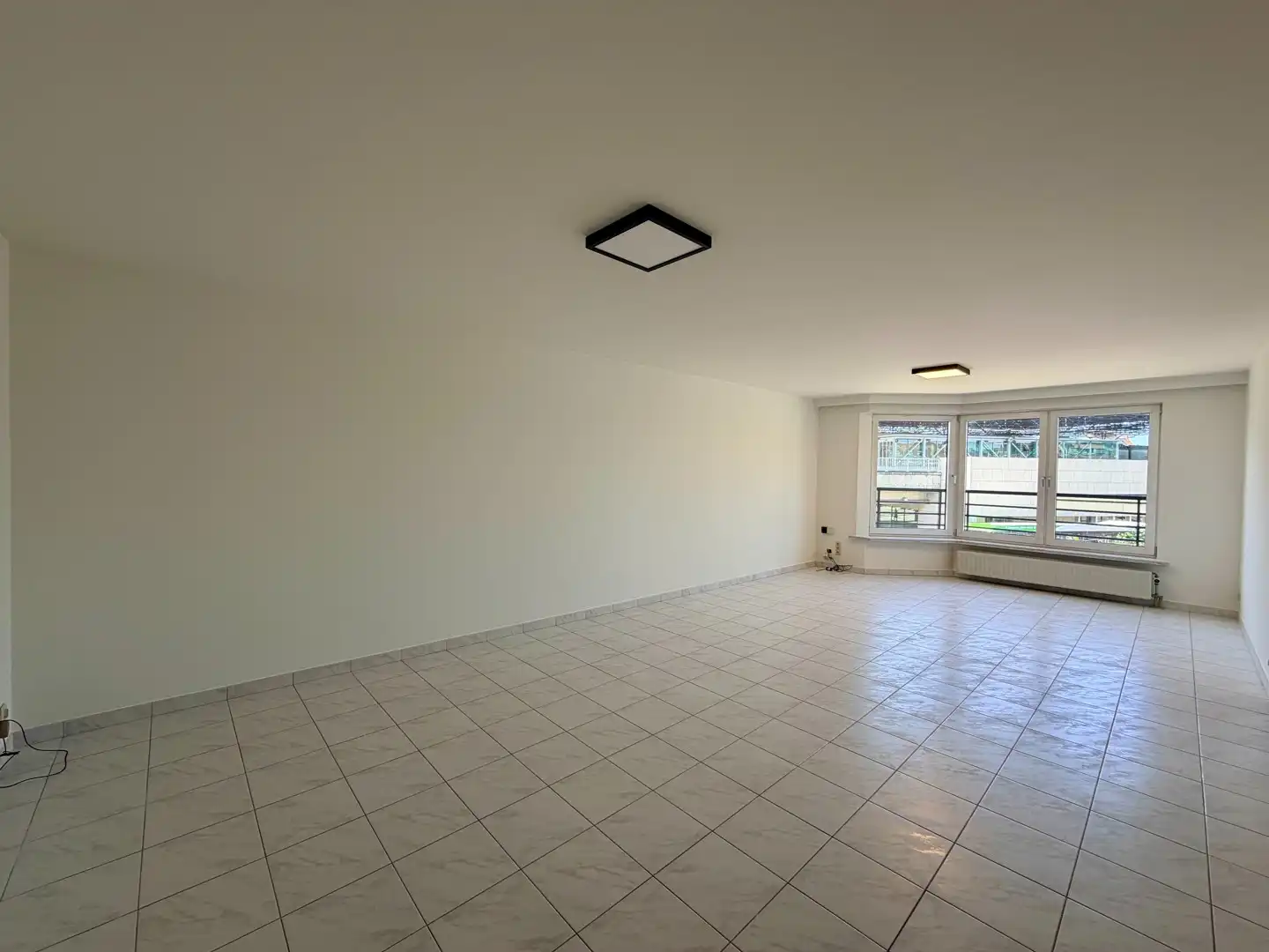 Instapklaar appartement in het centrum van Roeselare! foto 2