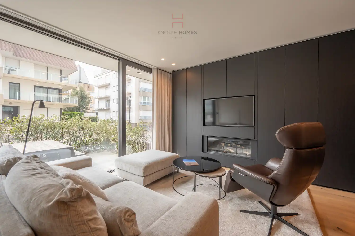 Stijlvol en instapklaar appartement  op toplocatie, dichtbij van strand te Duinbergen. foto 6