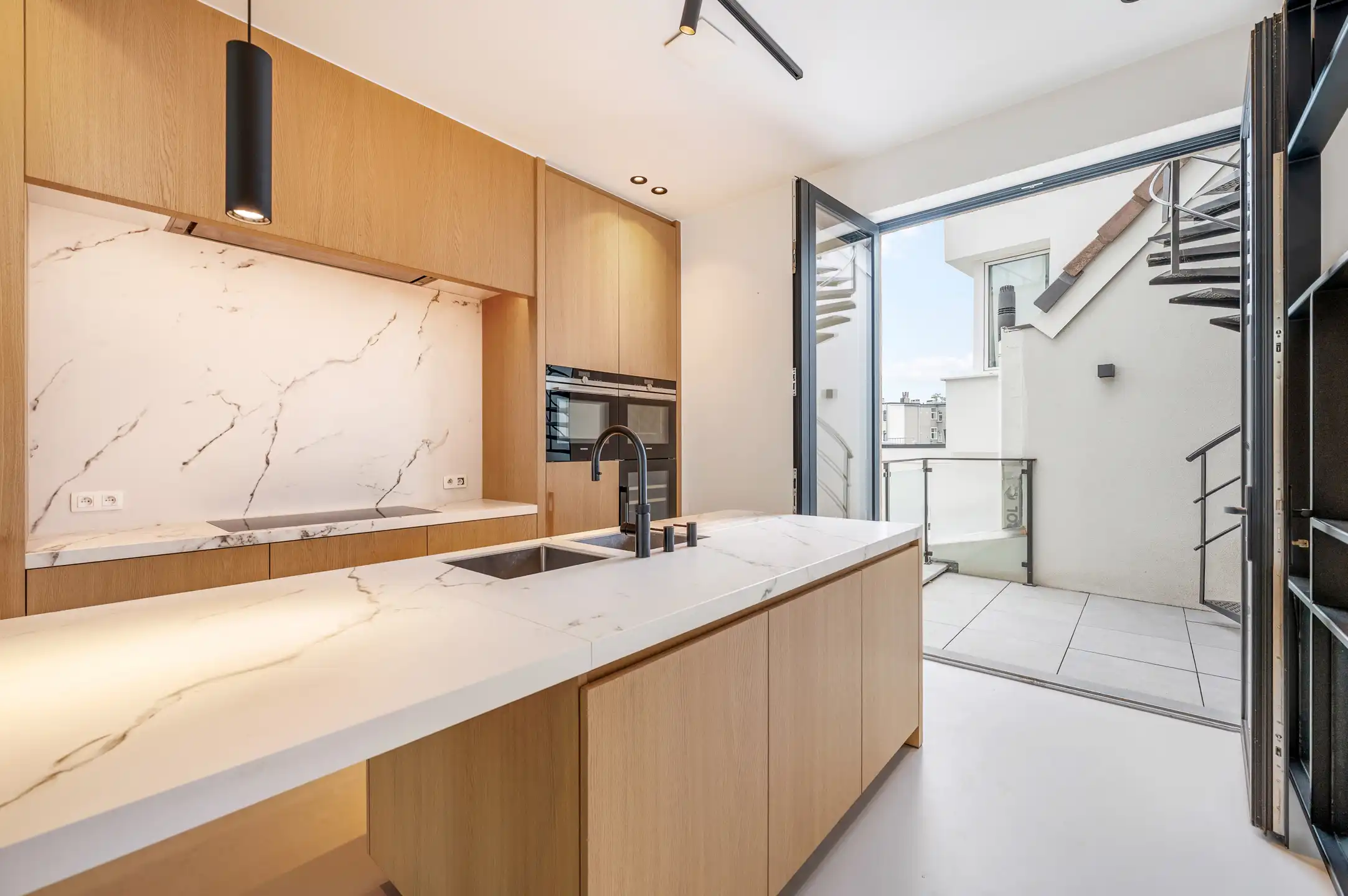 Luxueuze stadswoning met lift en zonneterrassen  foto 3