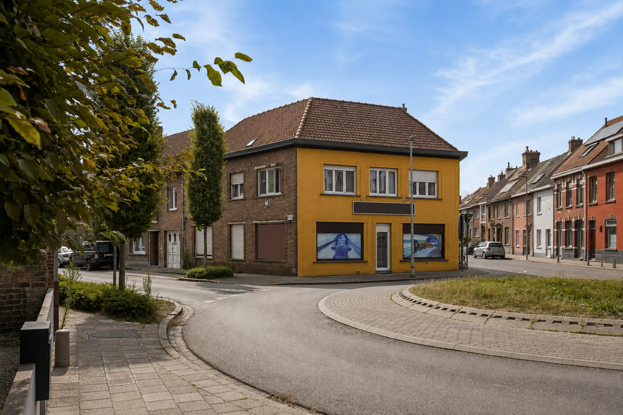 Strategisch gelegen handelshuis nabij de Brugse binnenstad foto 2