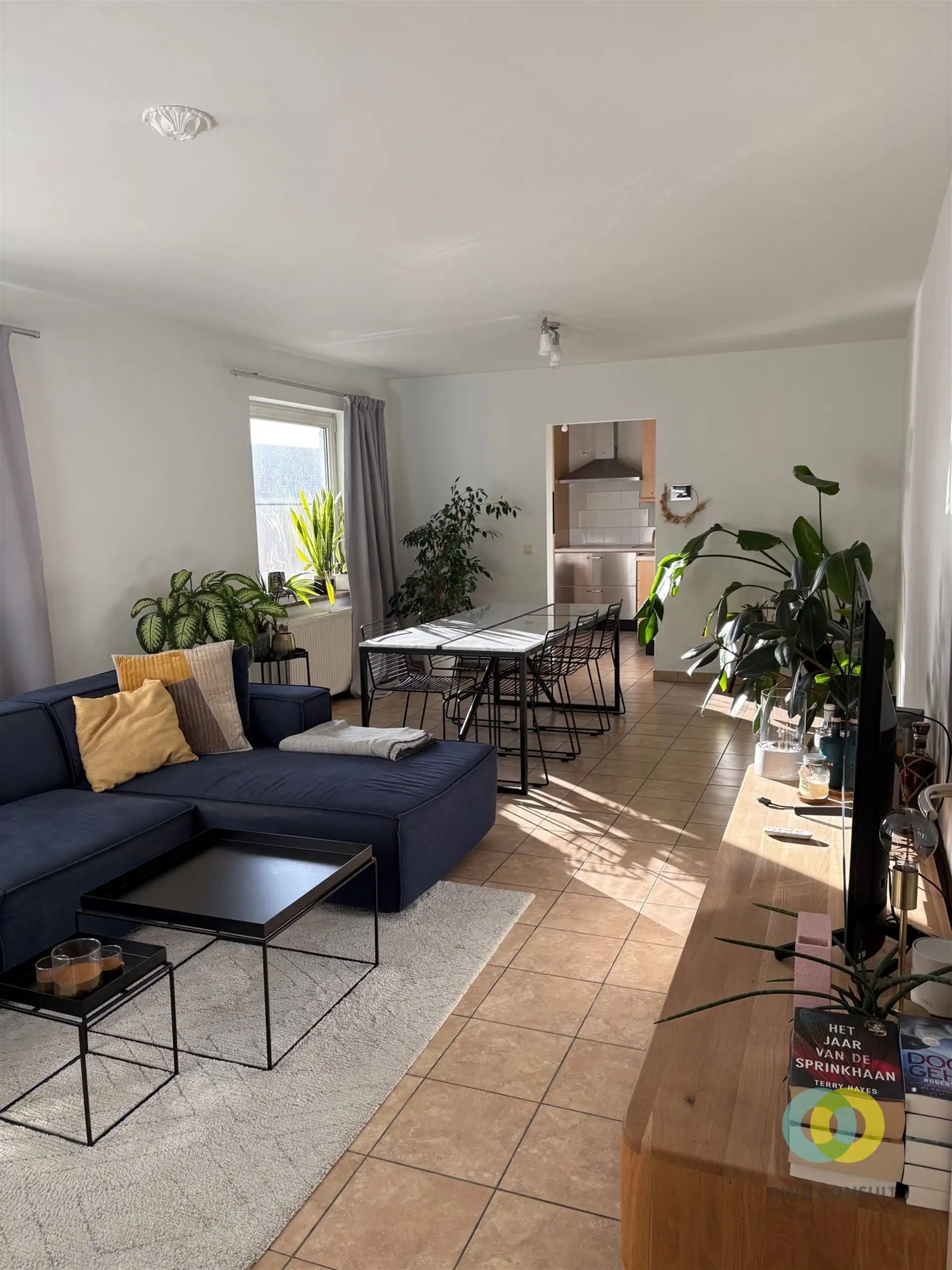 Appartement met twee slaapkamers en binnestaanplaats foto 3