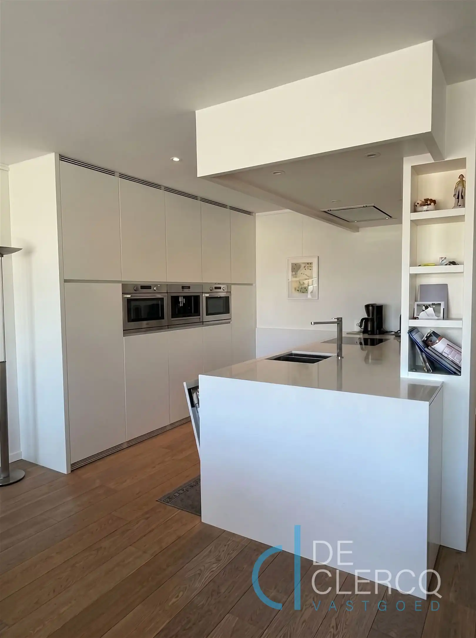 Ruim appartement met dubbele garage te huur Lochristi!  foto 5