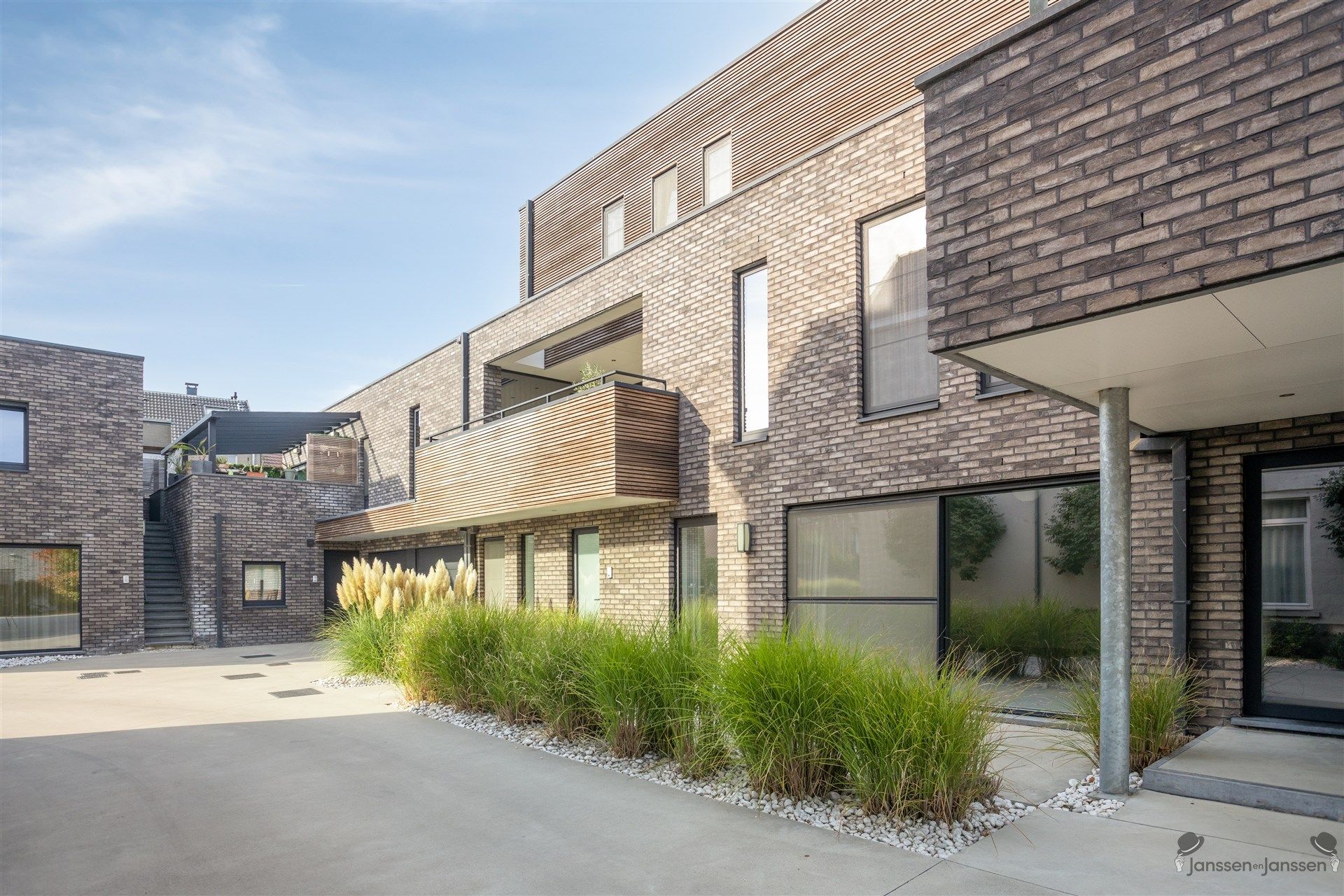 appartement foto {{pictureIndex}}