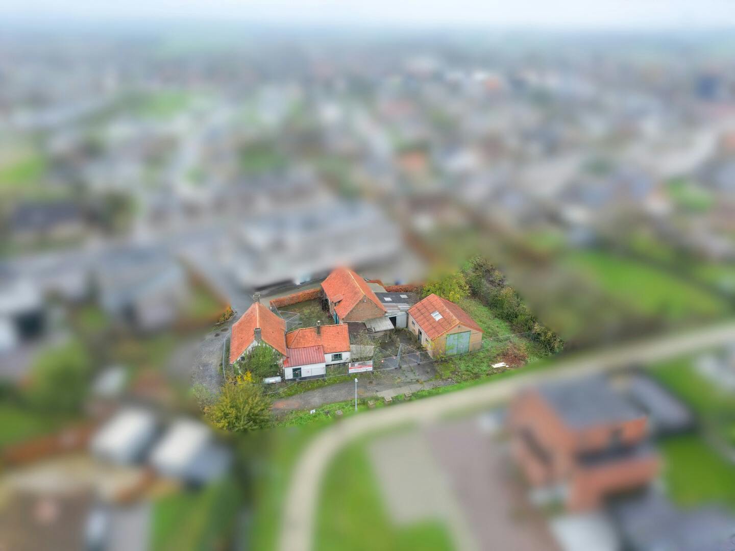 Prachtig gelegen bouwgrond (1.130m²) te koop in Zedelgem foto {{pictureIndex}}