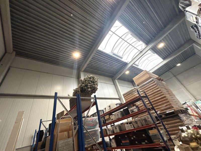 Nieuwbouw casco KMO-unit van 260 m² + 2 staanplaatsen foto 9