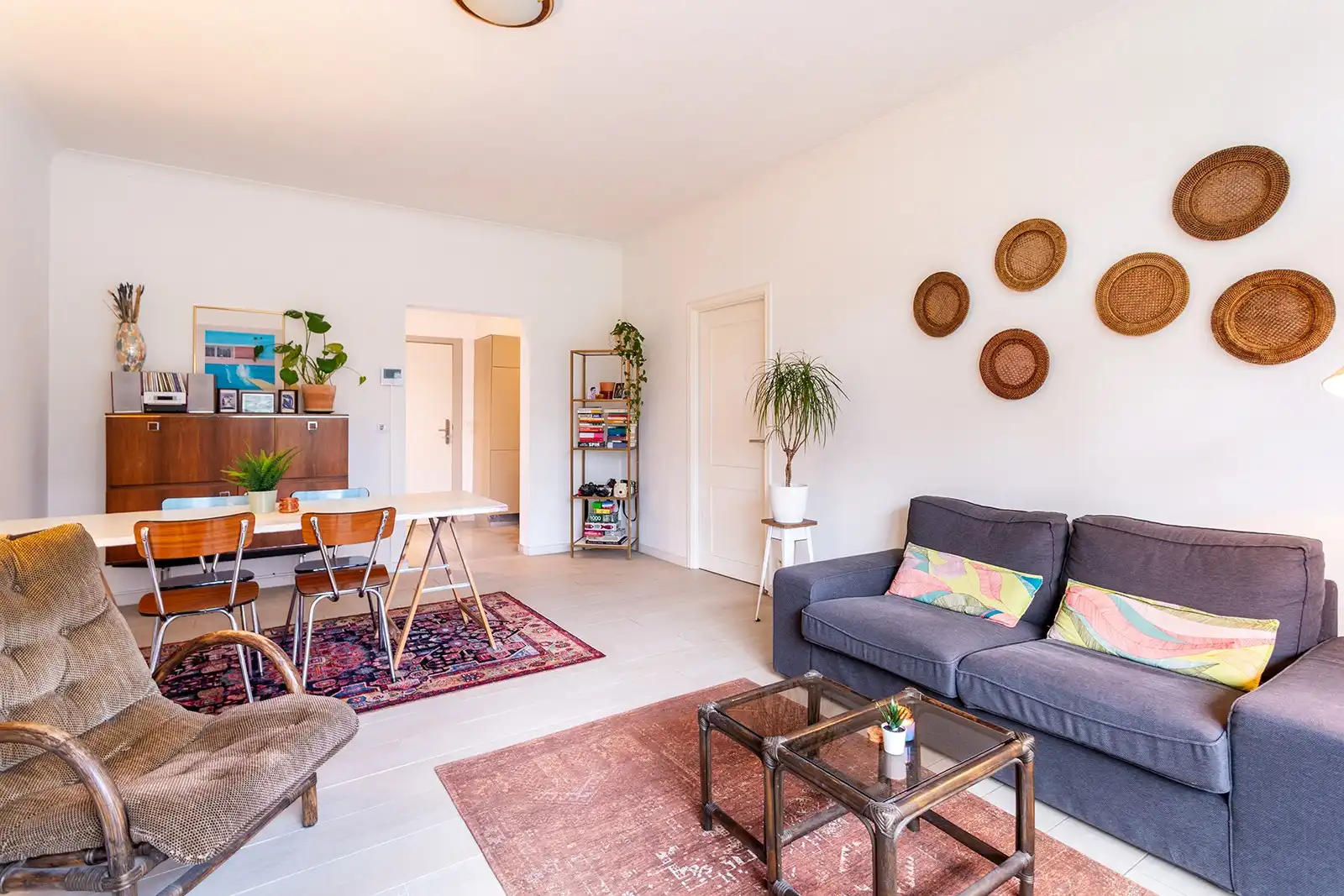 Instapklaar appartement op centrale locatie foto {{pictureIndex}}