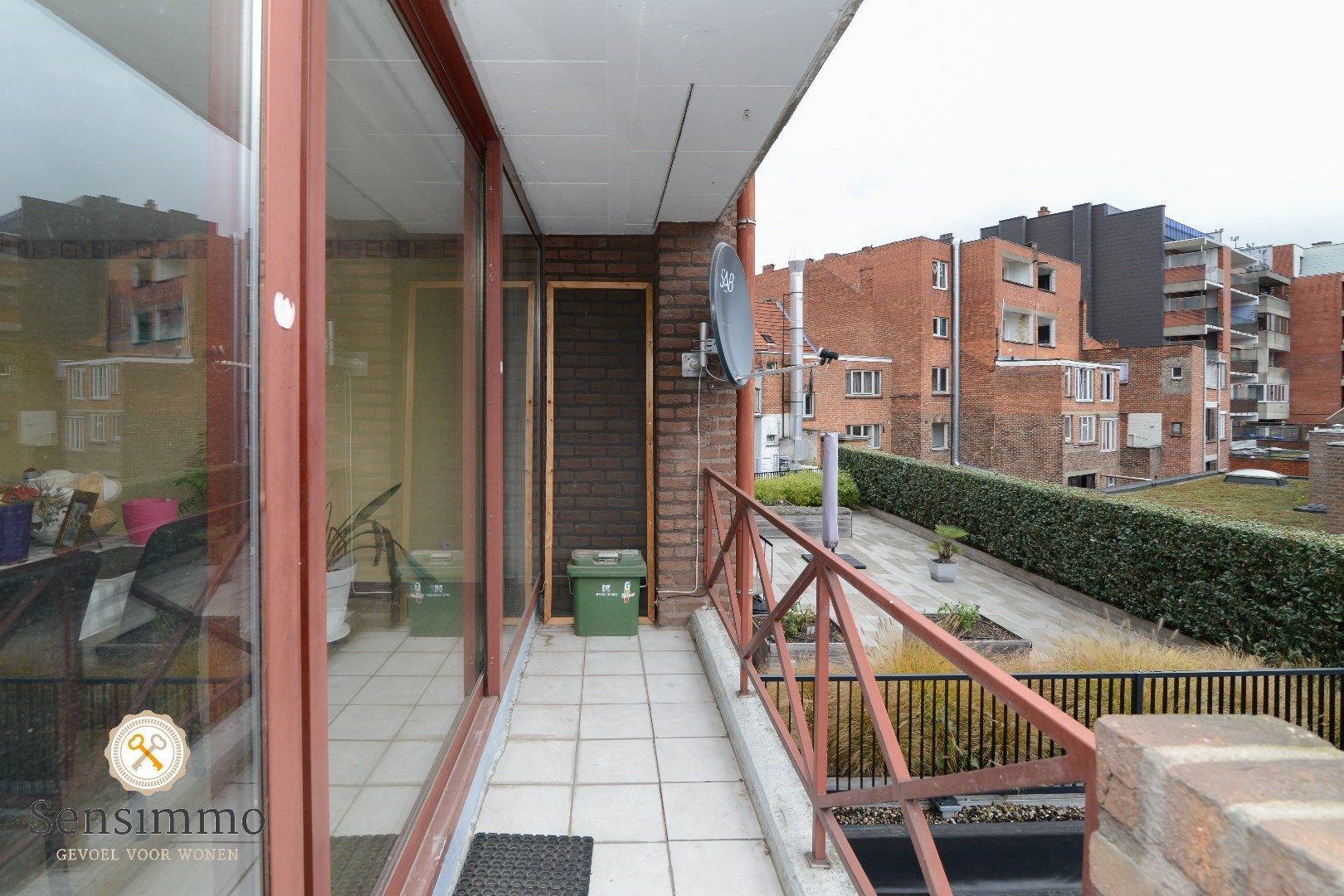 Appartement met 3 slaapkamers en balkon in centrum van Genk foto 7