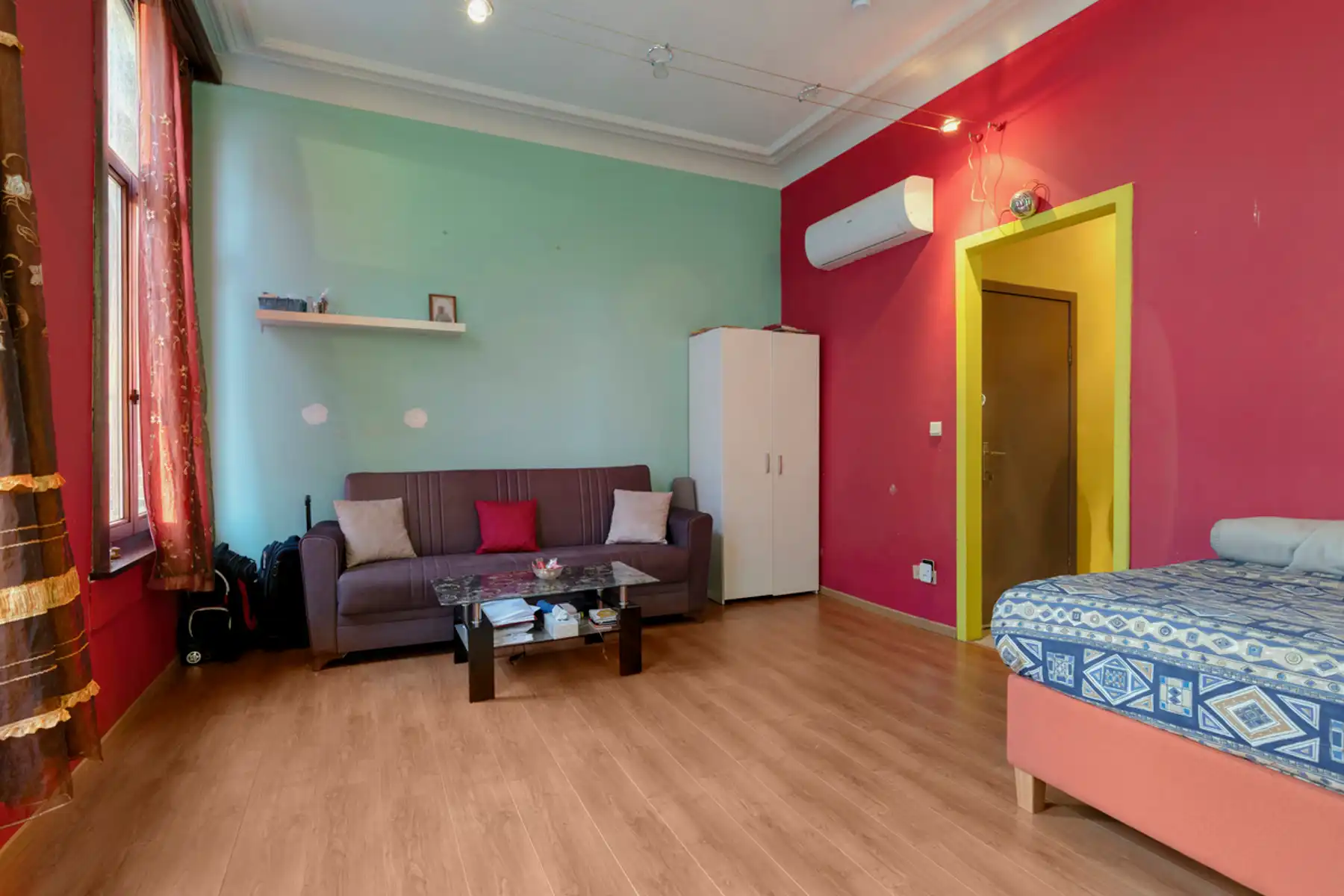 Eengezinswoning, thans ingedeeld in 3 woonunits. foto 10