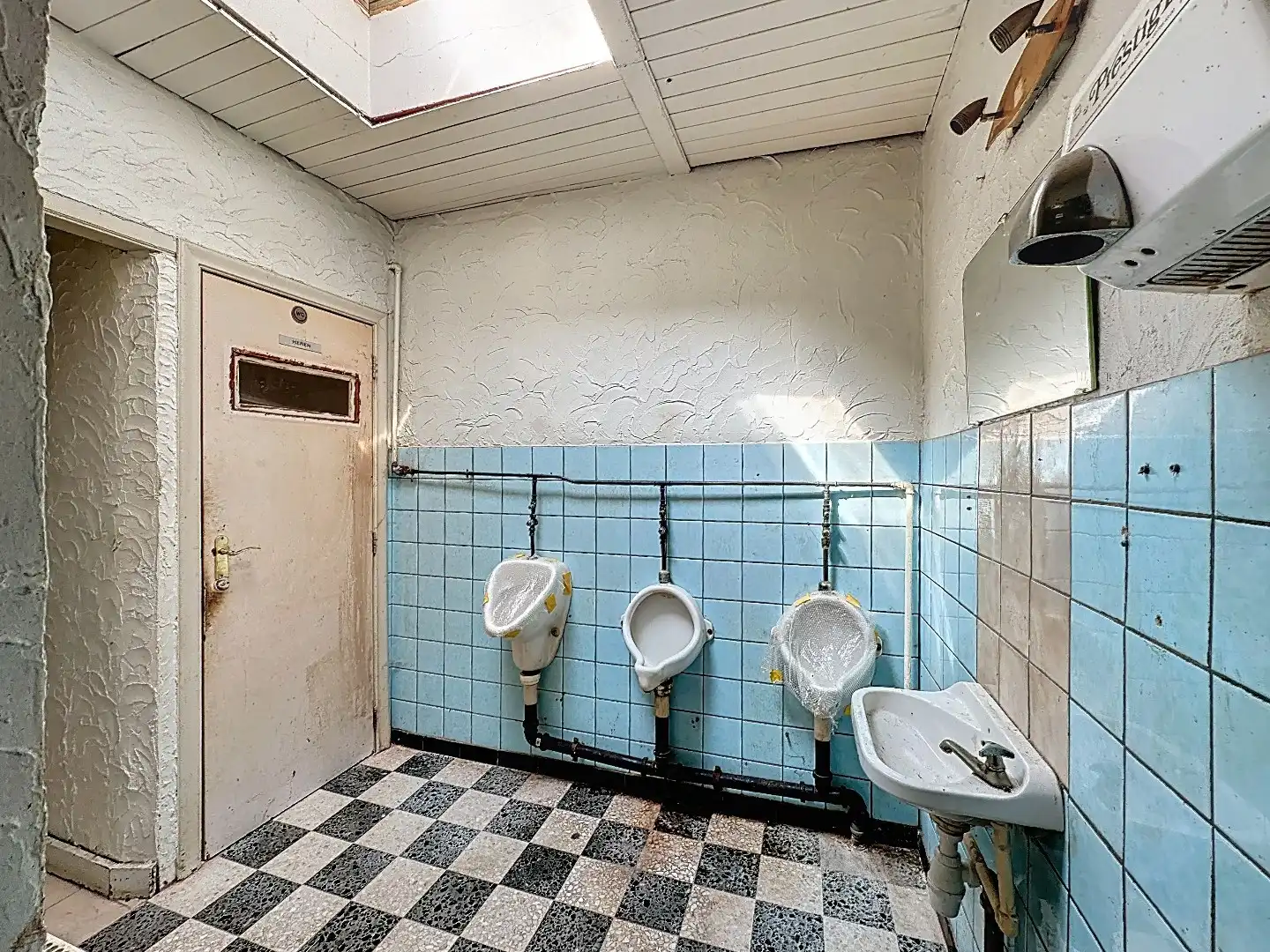 Voormalig handelspand op toplocatie! foto 7