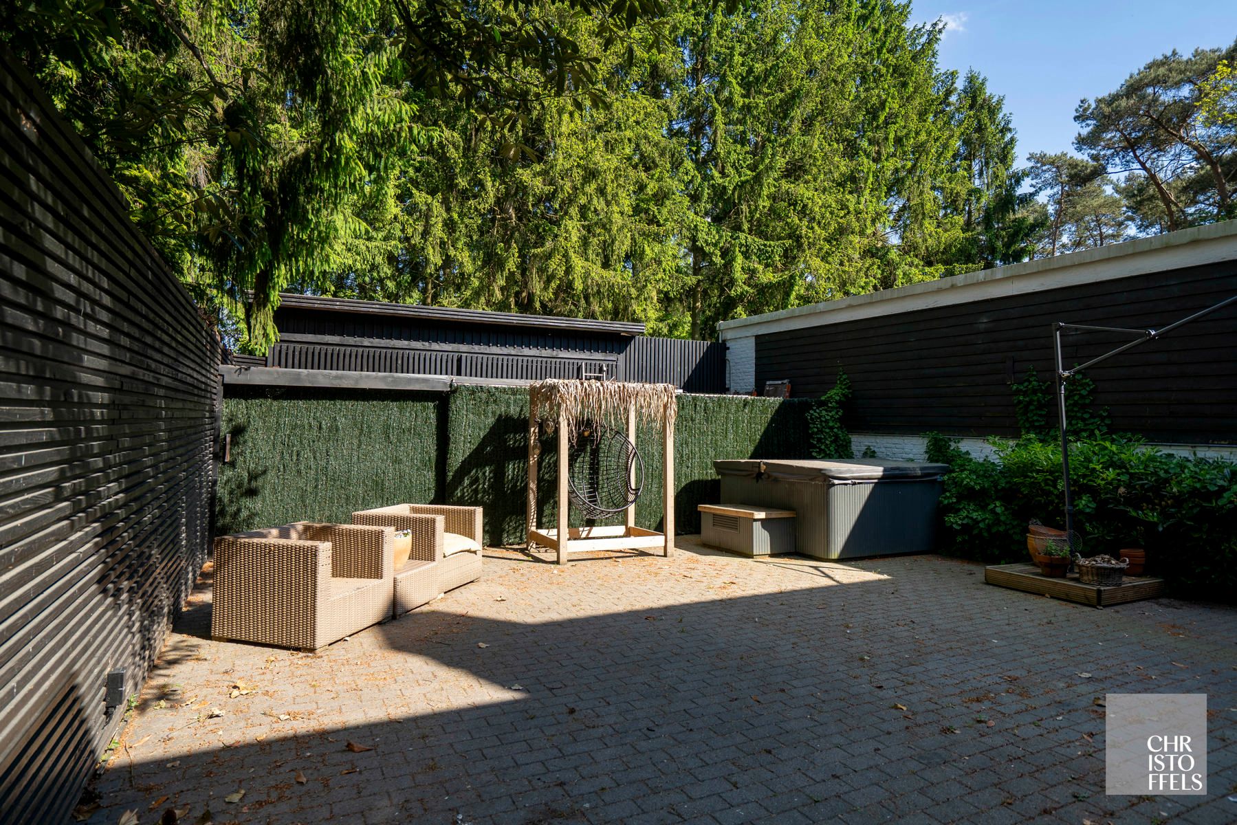 Charmante  op te frissen villa met oprijlaan, verscholen in het groen op een perceel van 1.694m² foto 21