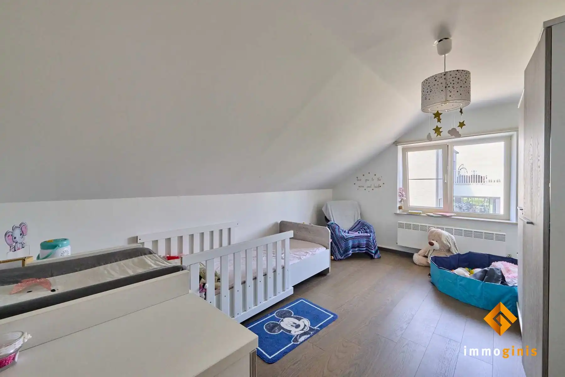 Gerenoveerde woning met 3 ruime slaapkamers, op een prachtige locatie vlakbij het centrum van Bocholt. foto 15