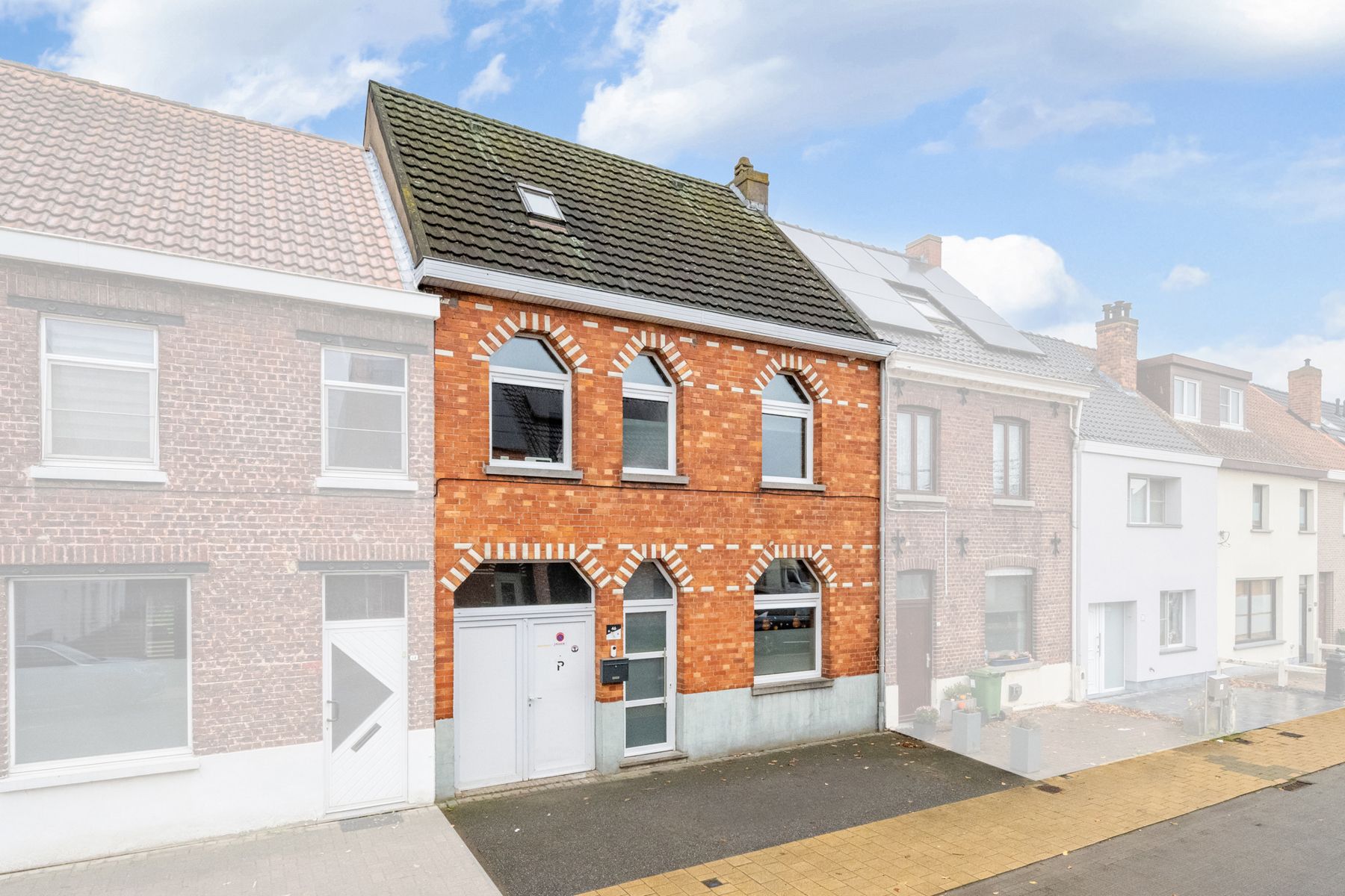 Instapklare woning met 5 slaapkamers en tuin op topligging foto 17
