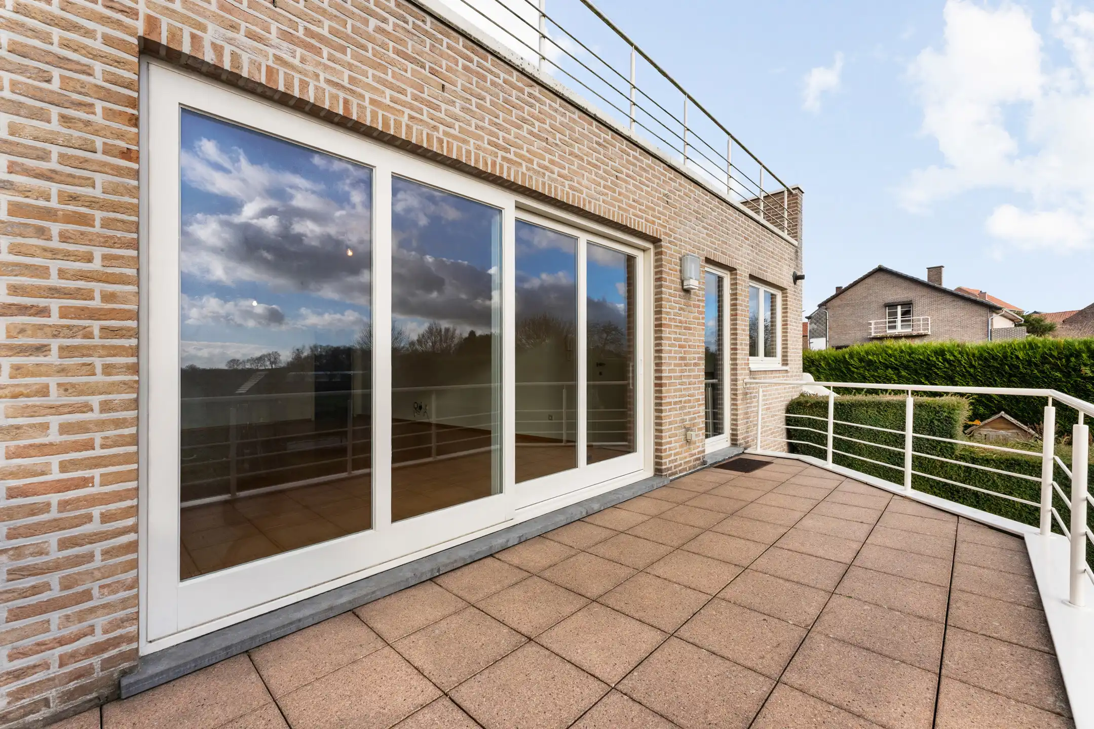 Gelijkvloersapp. met ruime garage te Heukelom foto 9