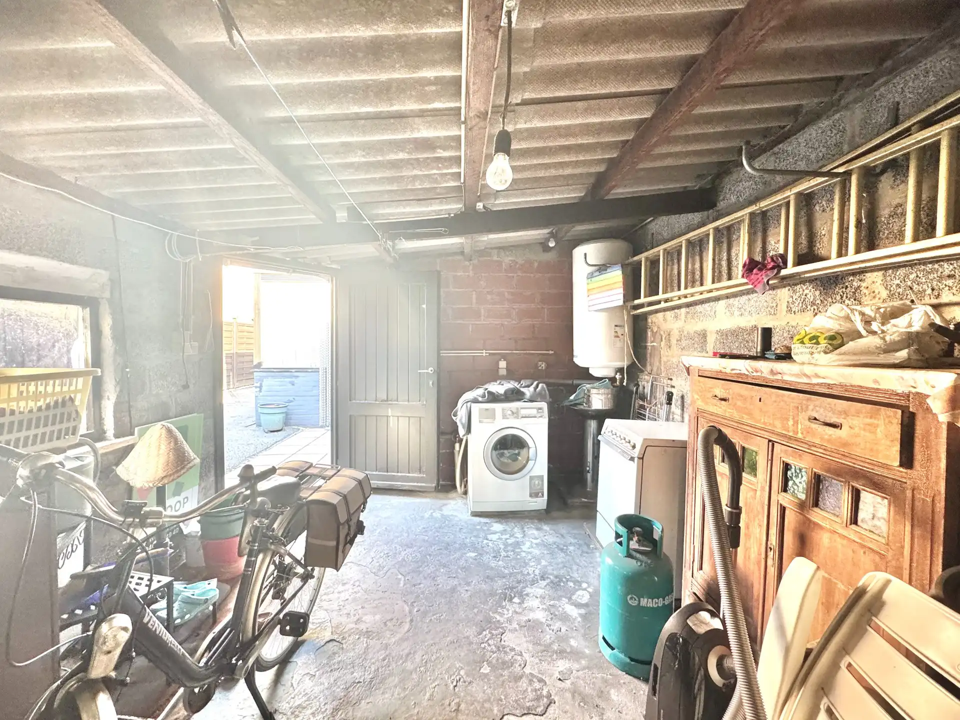 HALFOPEN WONING | 2 KAMERS |TERRAS | GARAGE | 208 M² foto 30