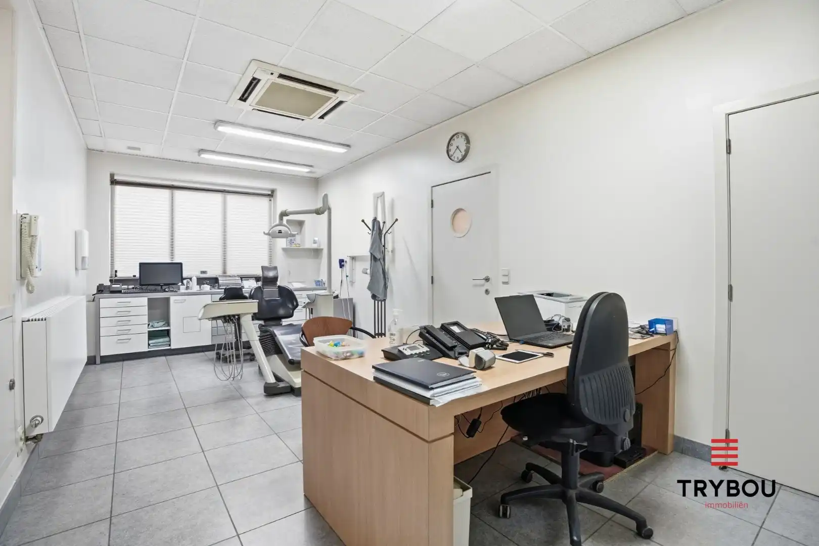 Alleenstaande woning met handelsruimte!  foto 11