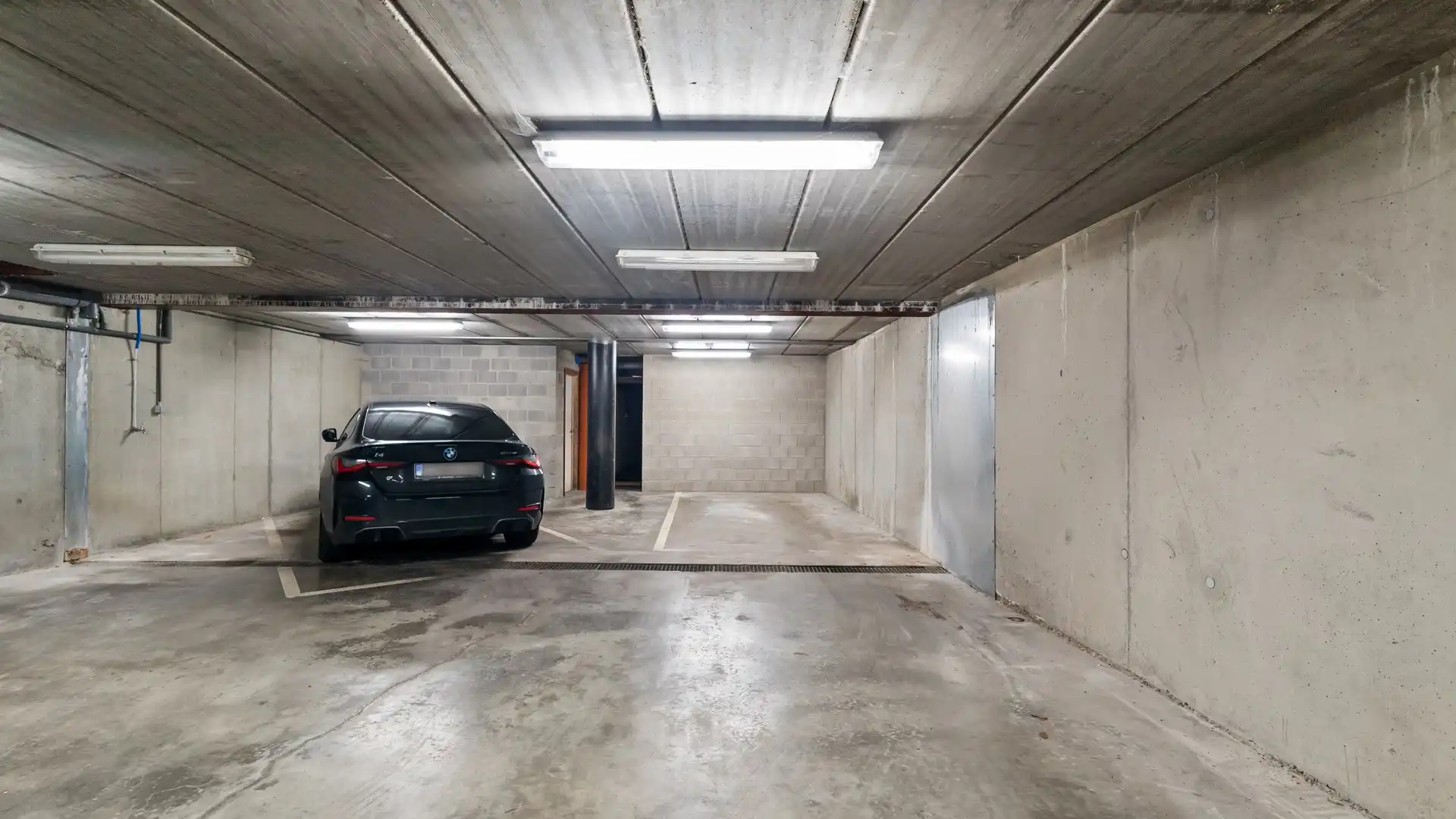 Instapklaar appartement vlakbij Genk centrum foto 17