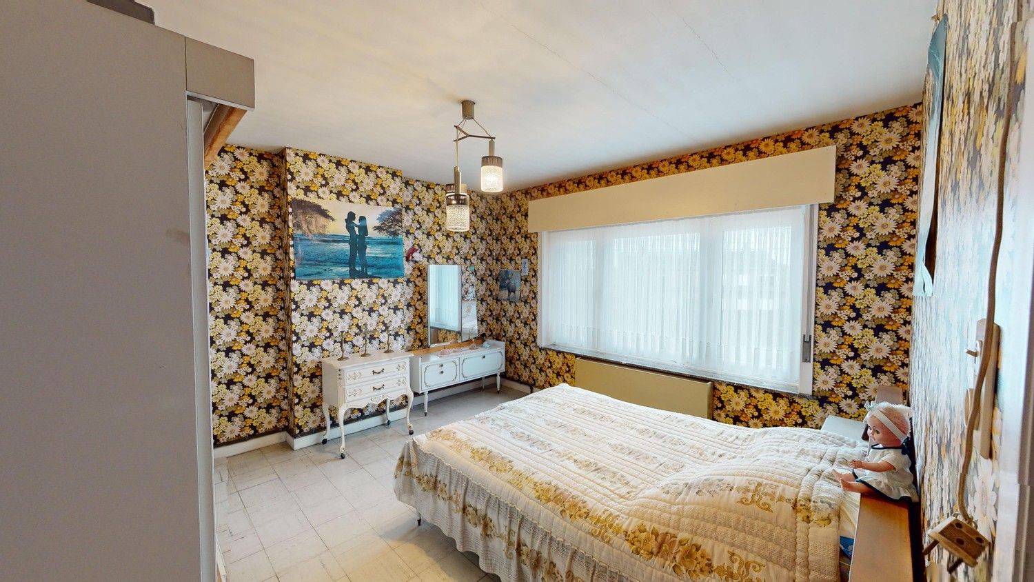Mooi gelegen te renoveren woning. foto 8