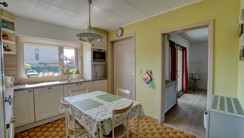 Gelijkvloers landhuis 156m² + 80m² verdieping op 7 are nabij centrum foto 9