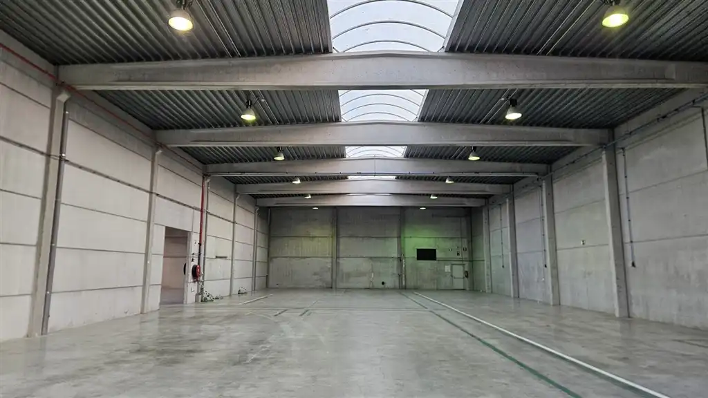 Industriële units te koop of te huur te Temse foto 5