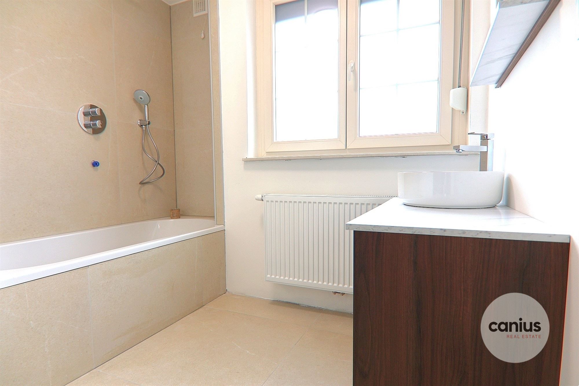 ENERGIEZUINIGE WONING MET 3 SLAAPKAMERS - IDEAAL VOOR VRIJ BEROEP foto 24