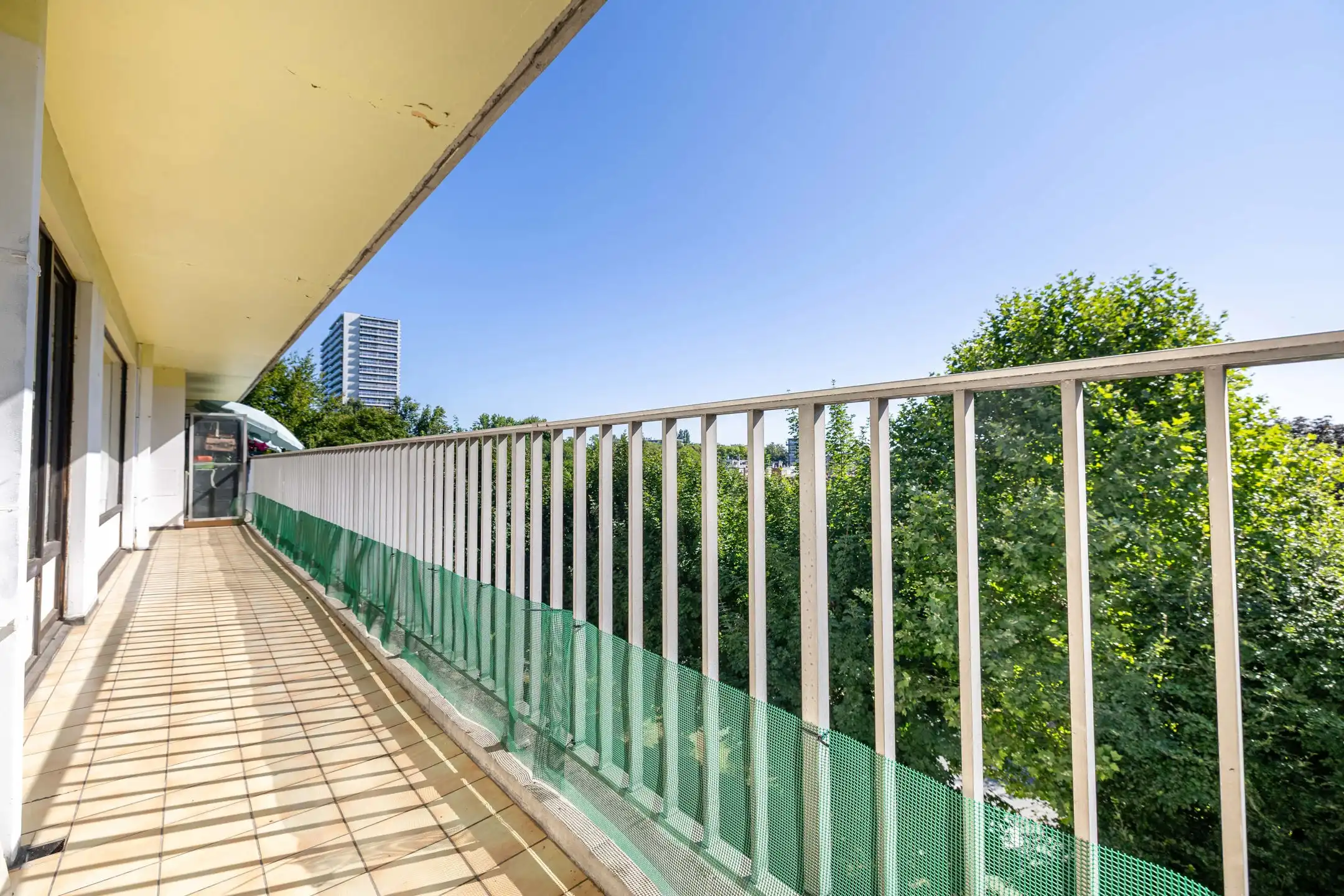 Appartement met 2 slaapkamers van ± 70 m² + groot terras foto 7