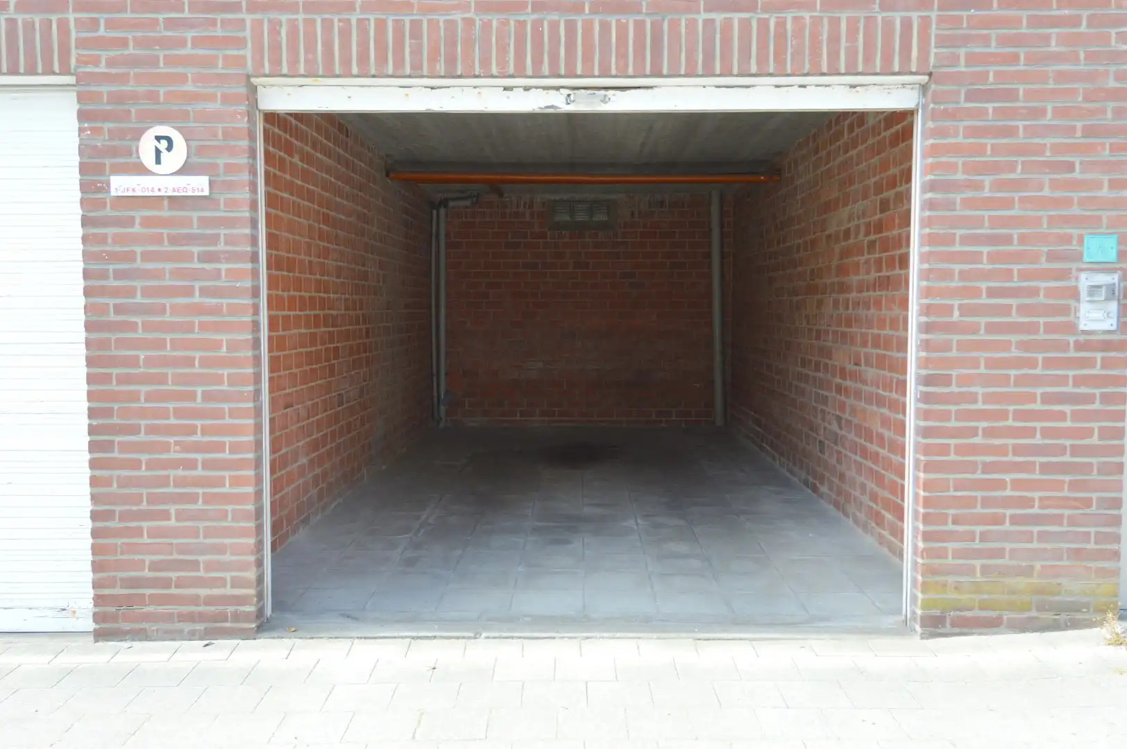 Garage te huur in Gullegem foto 2