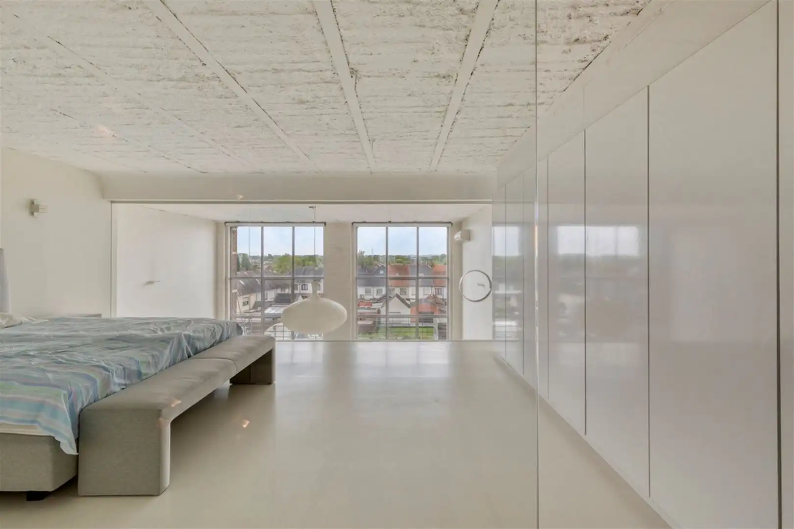 Trendy loft met 2 parkeerplaatsen foto 19