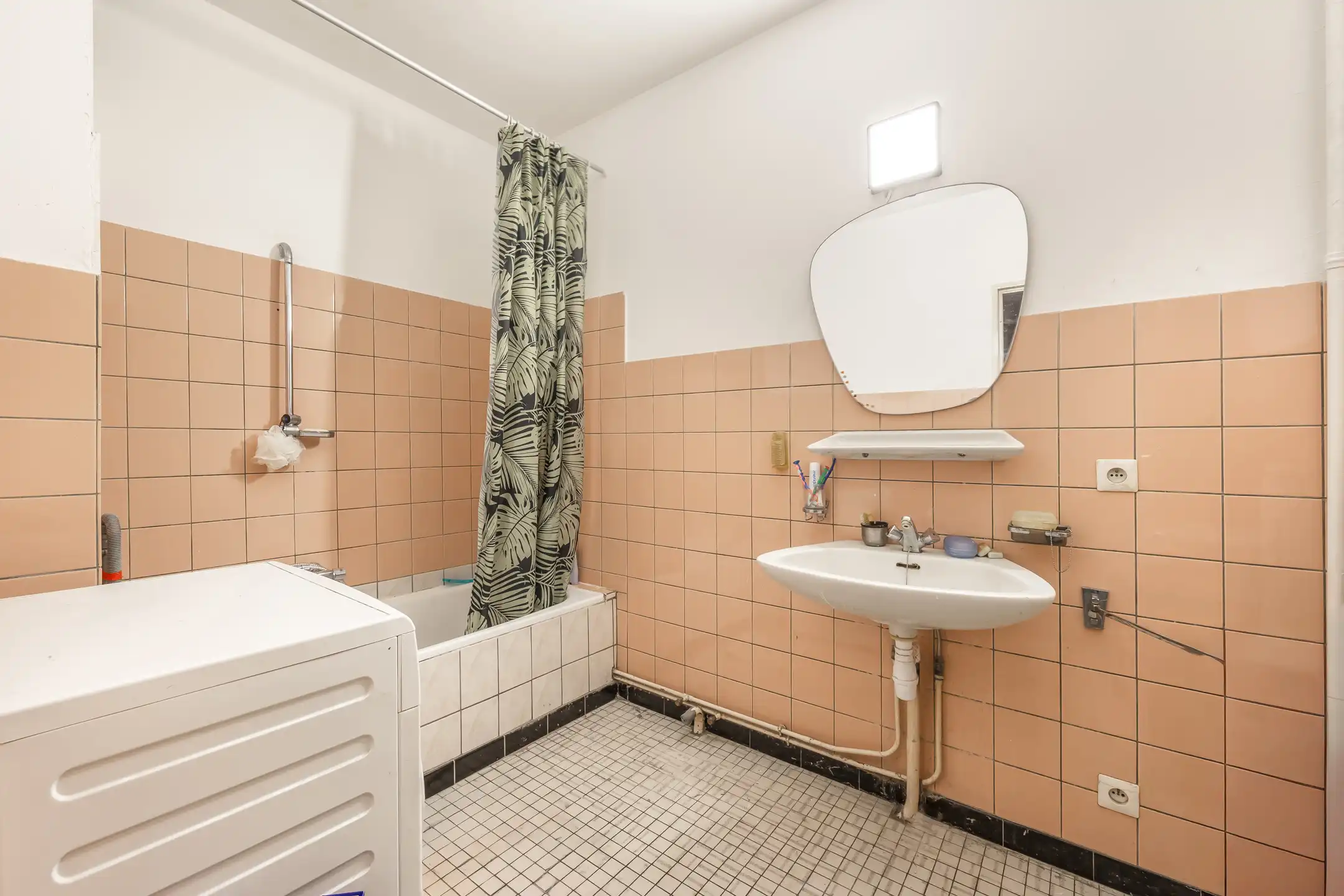 Appartement  met 2 slaapkamers, terras en ondergrondse staanplaats foto 9