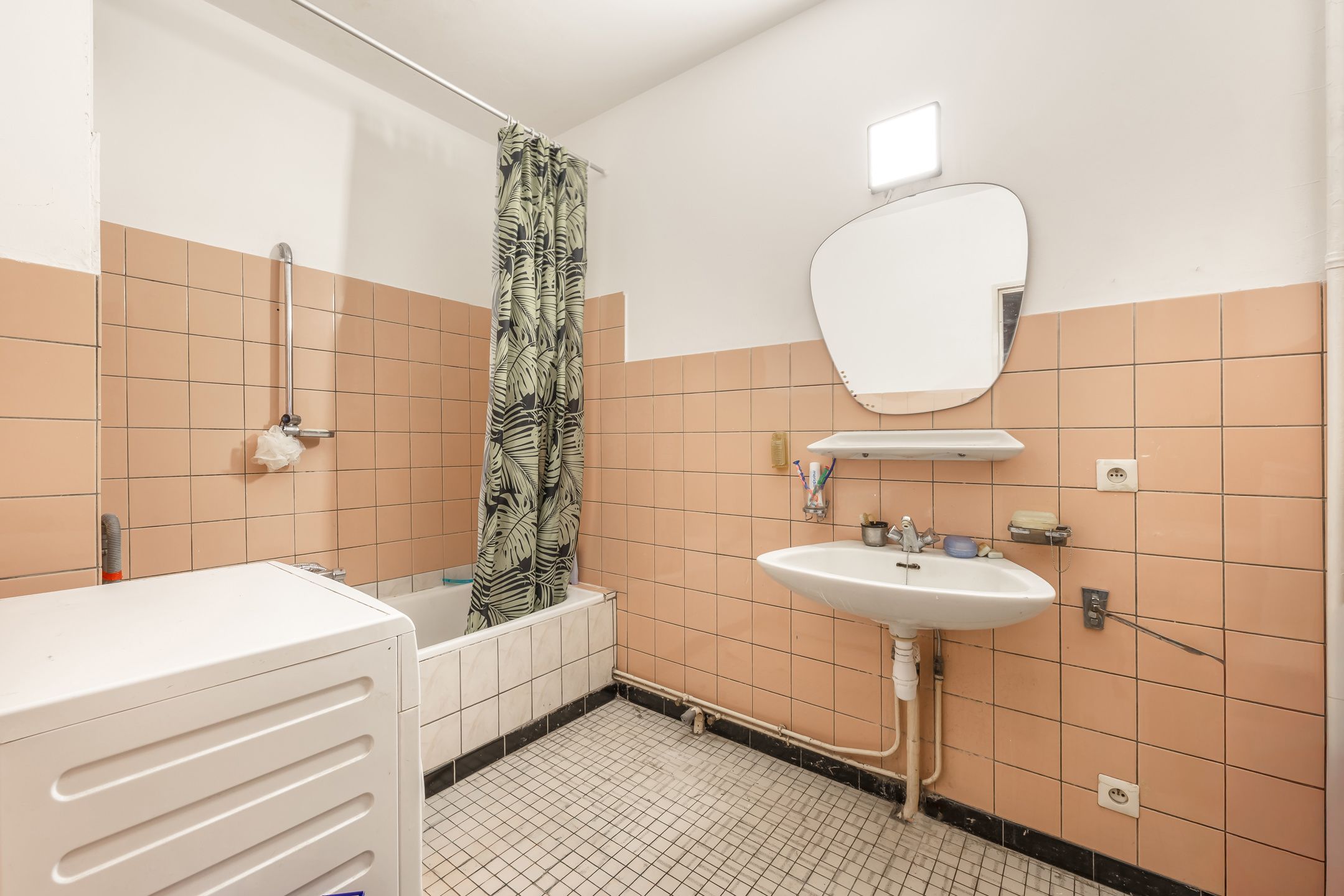 Appartement  met 2 slaapkamers, terras en ondergrondse staanplaats foto 9