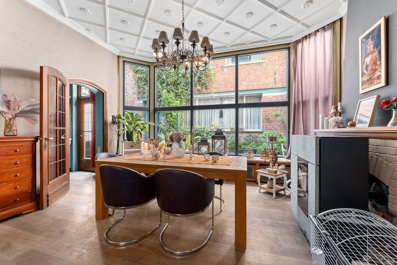 Centrum Izegem - Charmante woning/handelshuis met bijgebouw foto 2