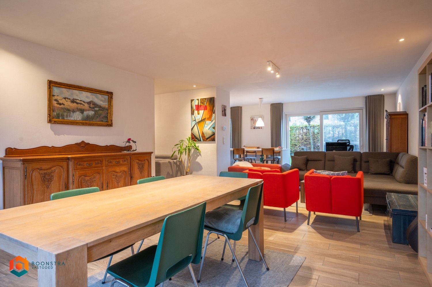 Recente, energiezuinige woning met 4 slaapkamers foto 3