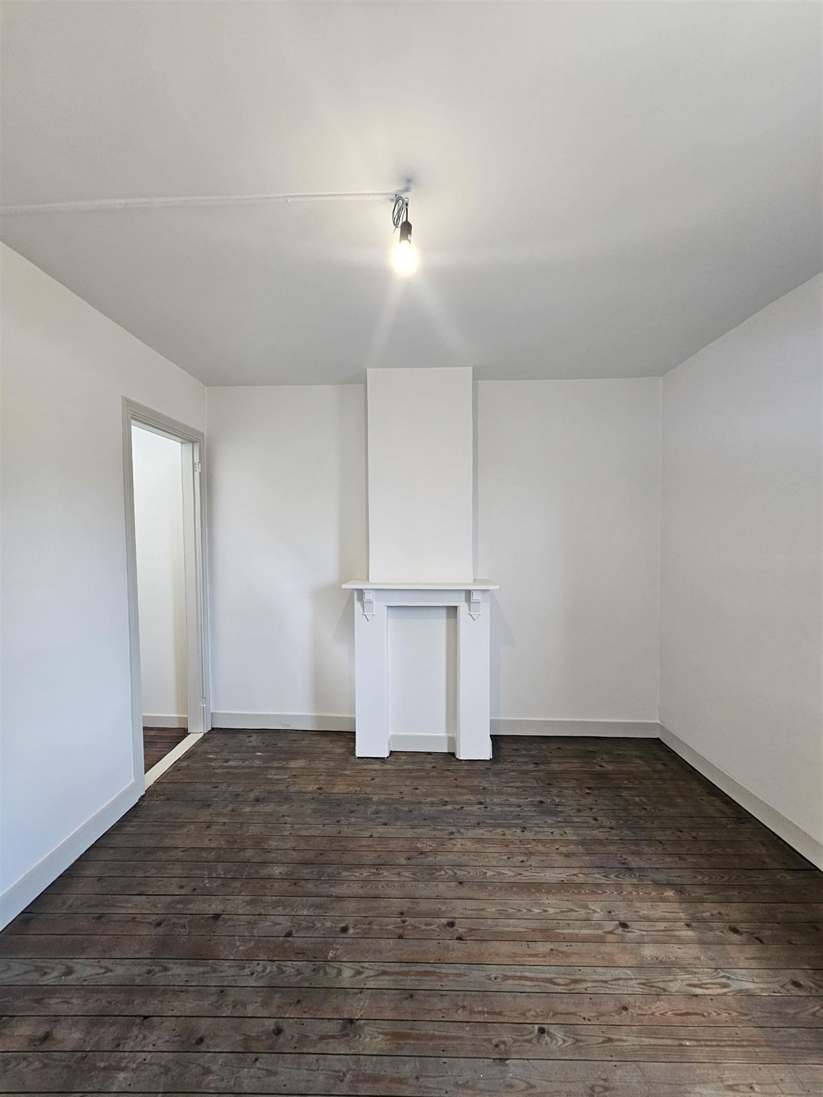 Instapklare rijwoning met 3 slpks en tuin. foto 9