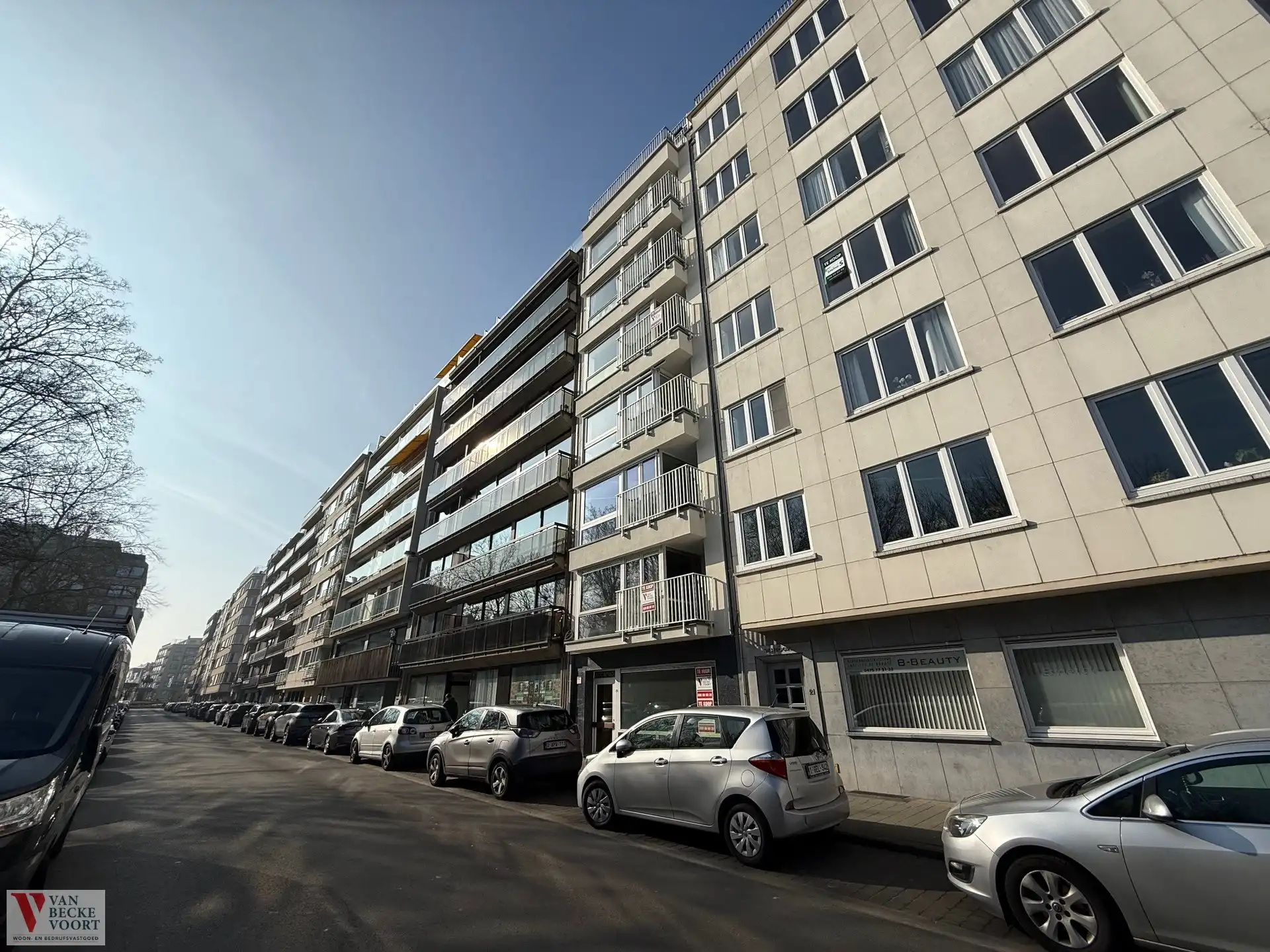 Ruim appartement met parkzicht foto 15