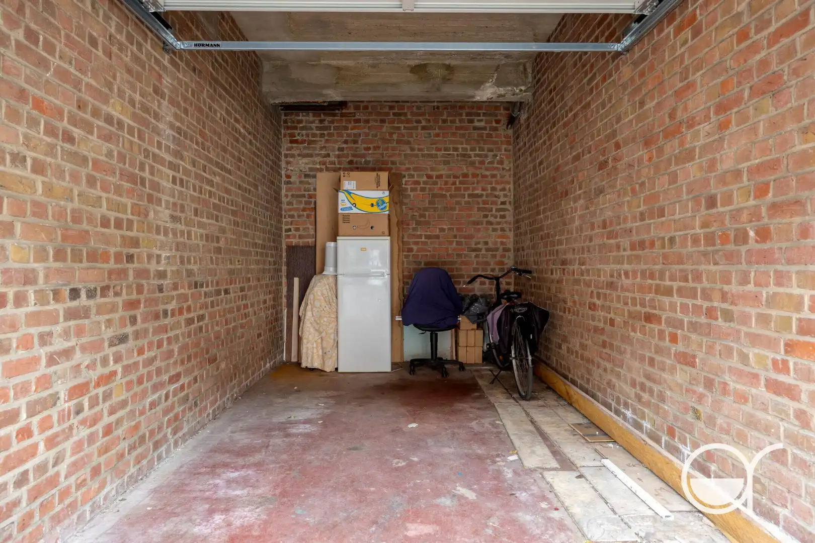 Instapklaar tweeslaapkamerappartement met garagebox foto 15