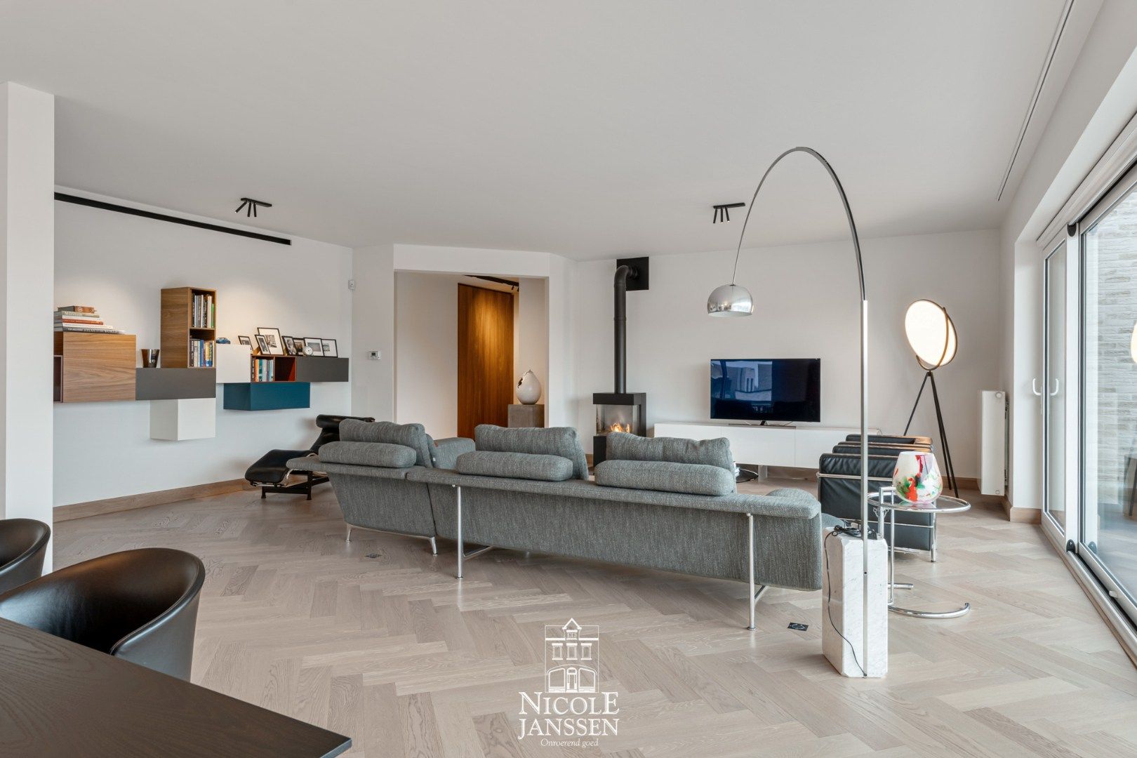 Exclusief penthouse met drie terrassen en vier garageboxen in de prachtige Residentie ILEX foto 9