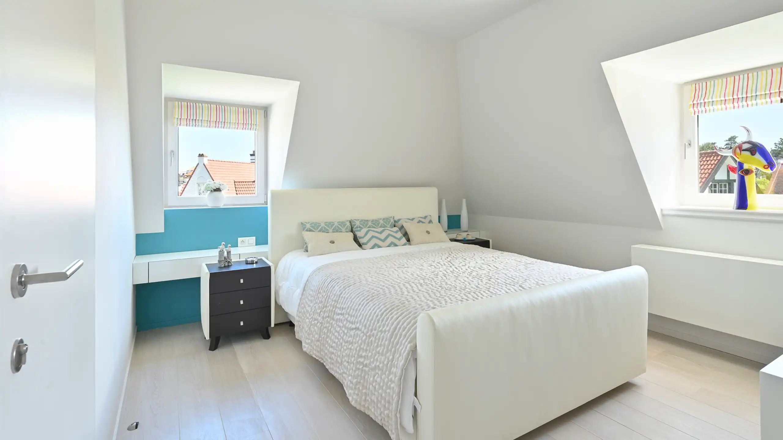 VILLA met panoramisch zicht en unieke ligging aan de golf... foto 25