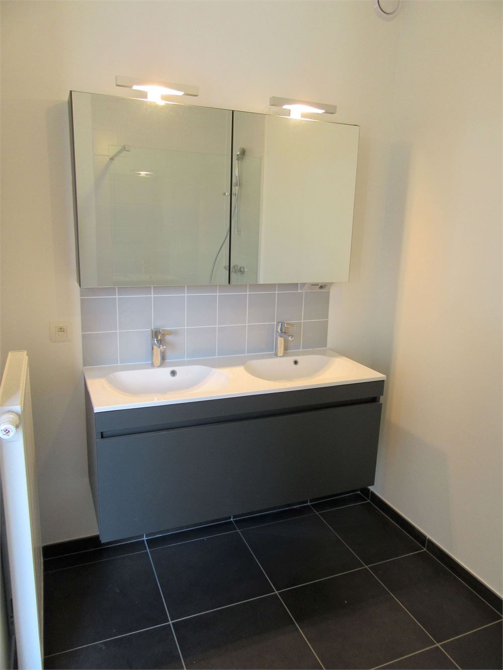 Luxe penthouse met prachtig uitzicht, 3 slaapkamers, groot terras en ondergrondse parking. foto 12