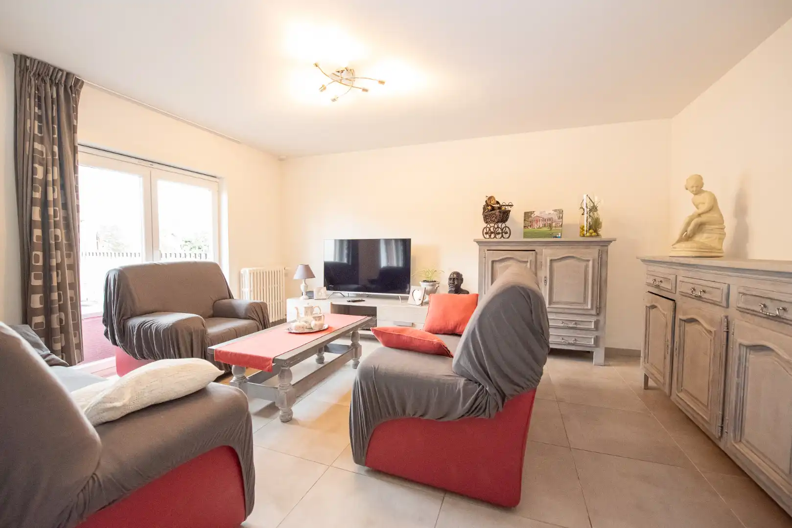 Instapklaar appartement met twee slaapkamers in centrum Zulte foto 2