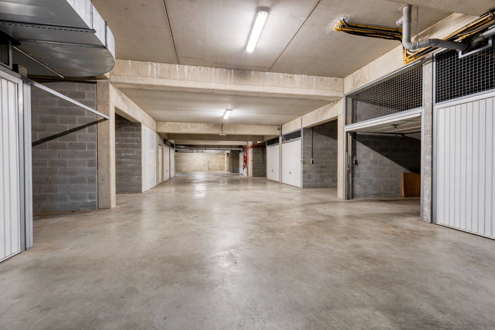 Mooi gelegen appartement met 3 slaapkamers en garage, centrum Tongeren   foto 27