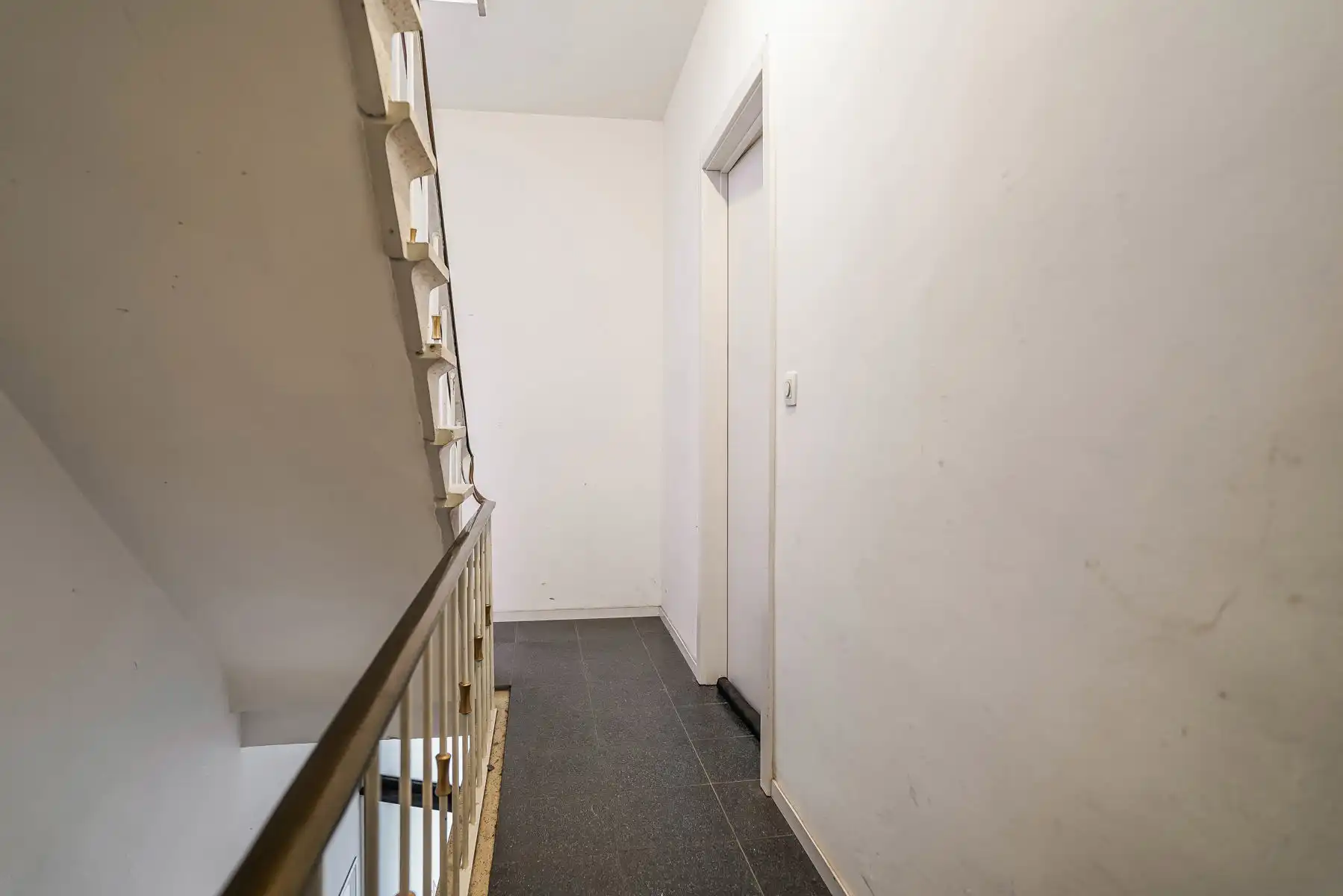 Compact appartement met private autostaanplaats te huur in centrum Londerzeel. foto 2