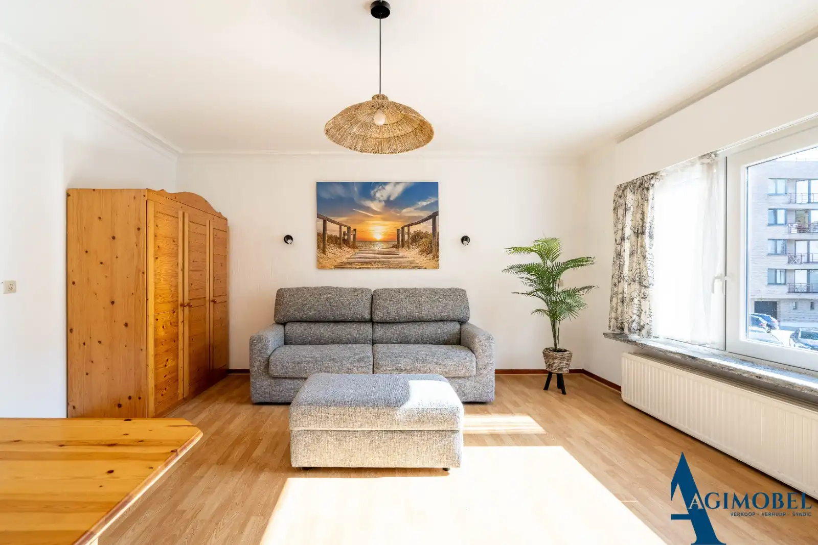 Knus appartement op de eerste verdieping op 25m wandelen van de Zeedijk. foto 3