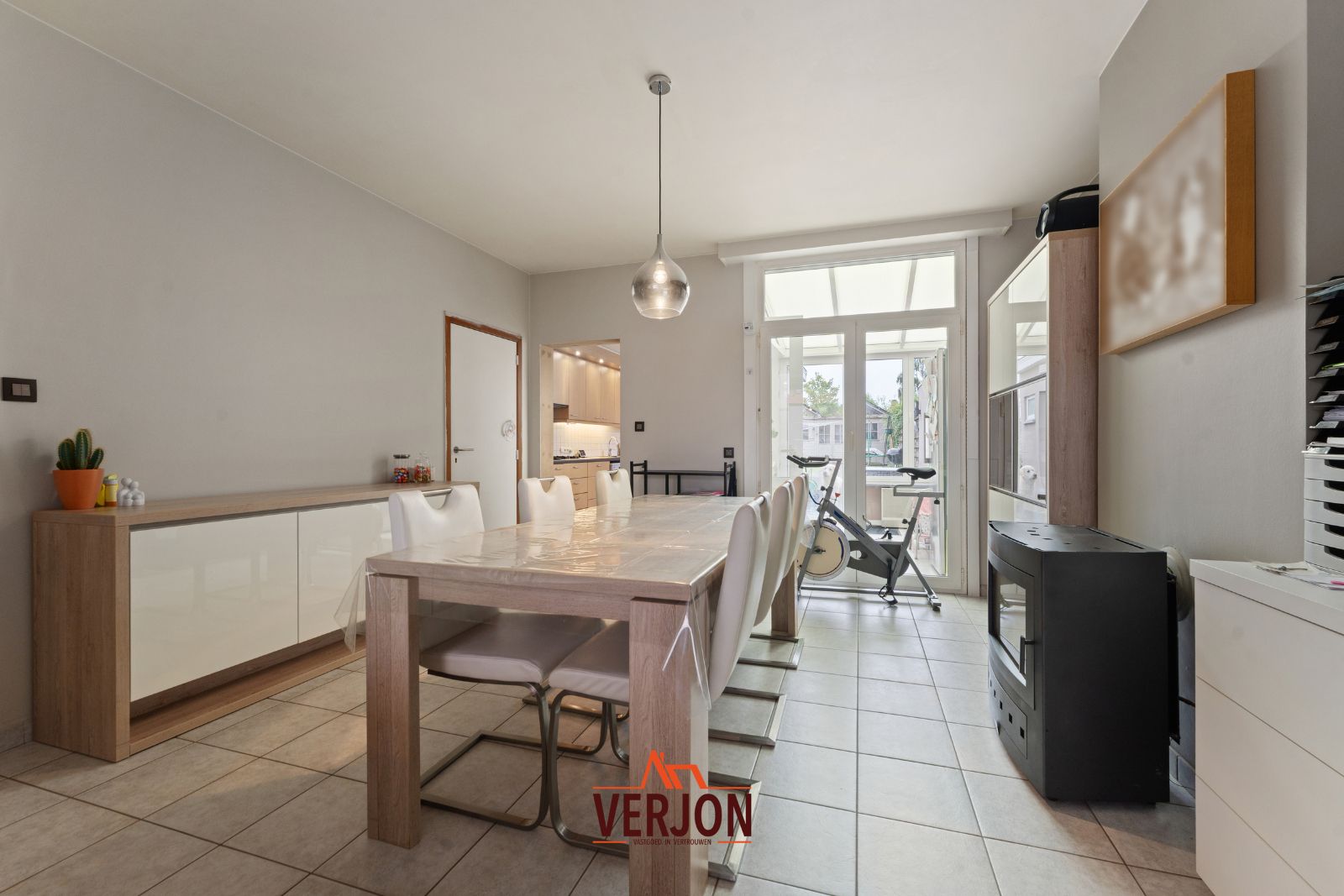 Gezinswoning met 4 slaapkamers, tuin en garage in Emelgem! foto 5