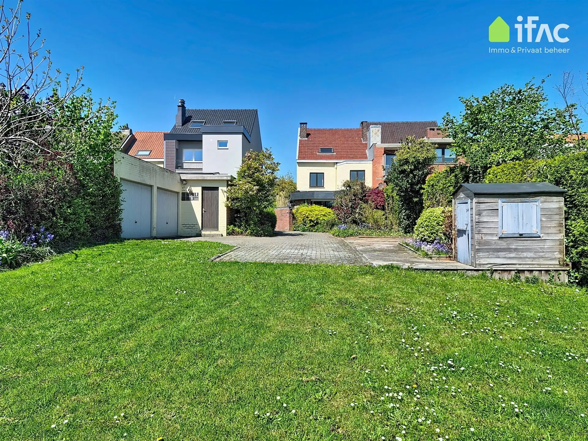 Stevige 3-gevel, 5 slpks, dubbele garage, centrum, ±17are foto 16