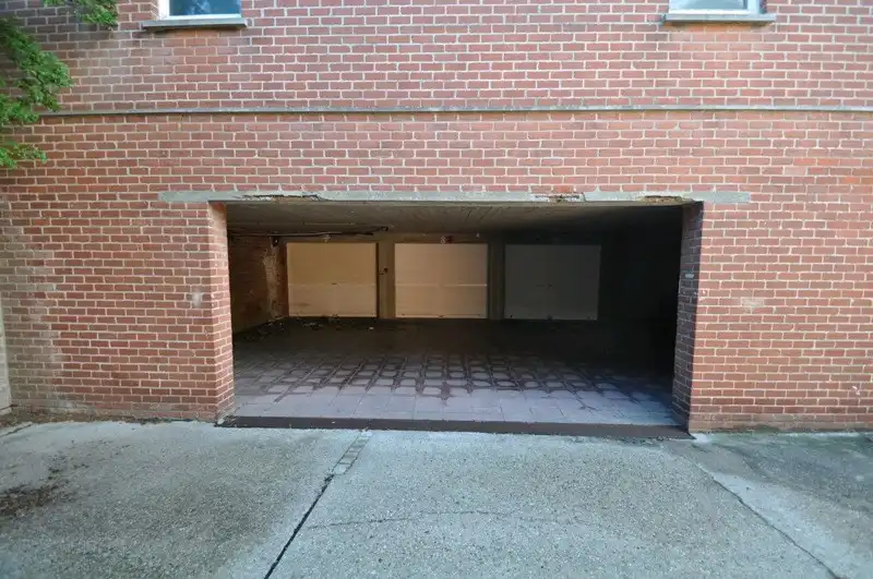 Garage te huur op  jaarbasis op de Koninklijke Baan te Koksijde foto 4